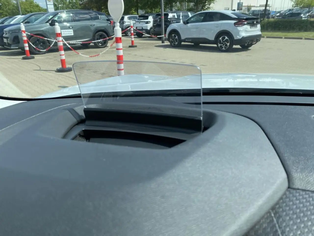 Citroen C4 PT 130 S&S *Automatik* MAX *beh. Frontsch*HeadUp* — Vehicle gallery 14