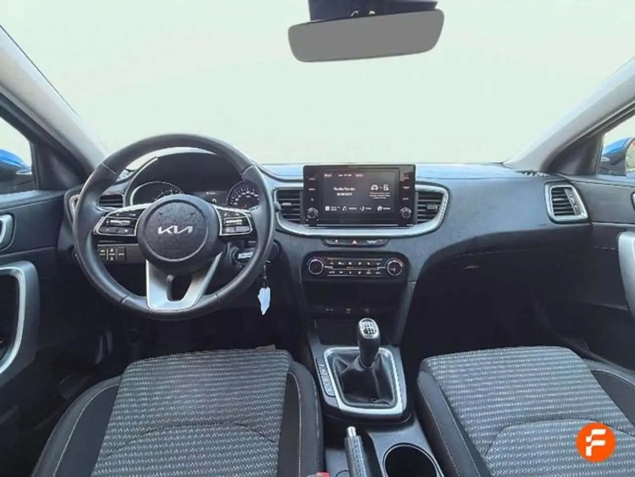 Kia Ceed / cee'd 1.0 T-GDI Drive 100 — Galería del vehículo 14