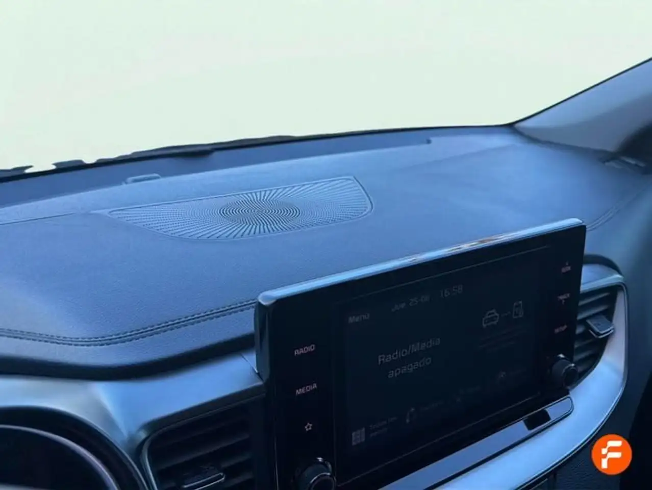 Kia Ceed / cee'd 1.0 T-GDI Drive 100 — Galería del vehículo 24