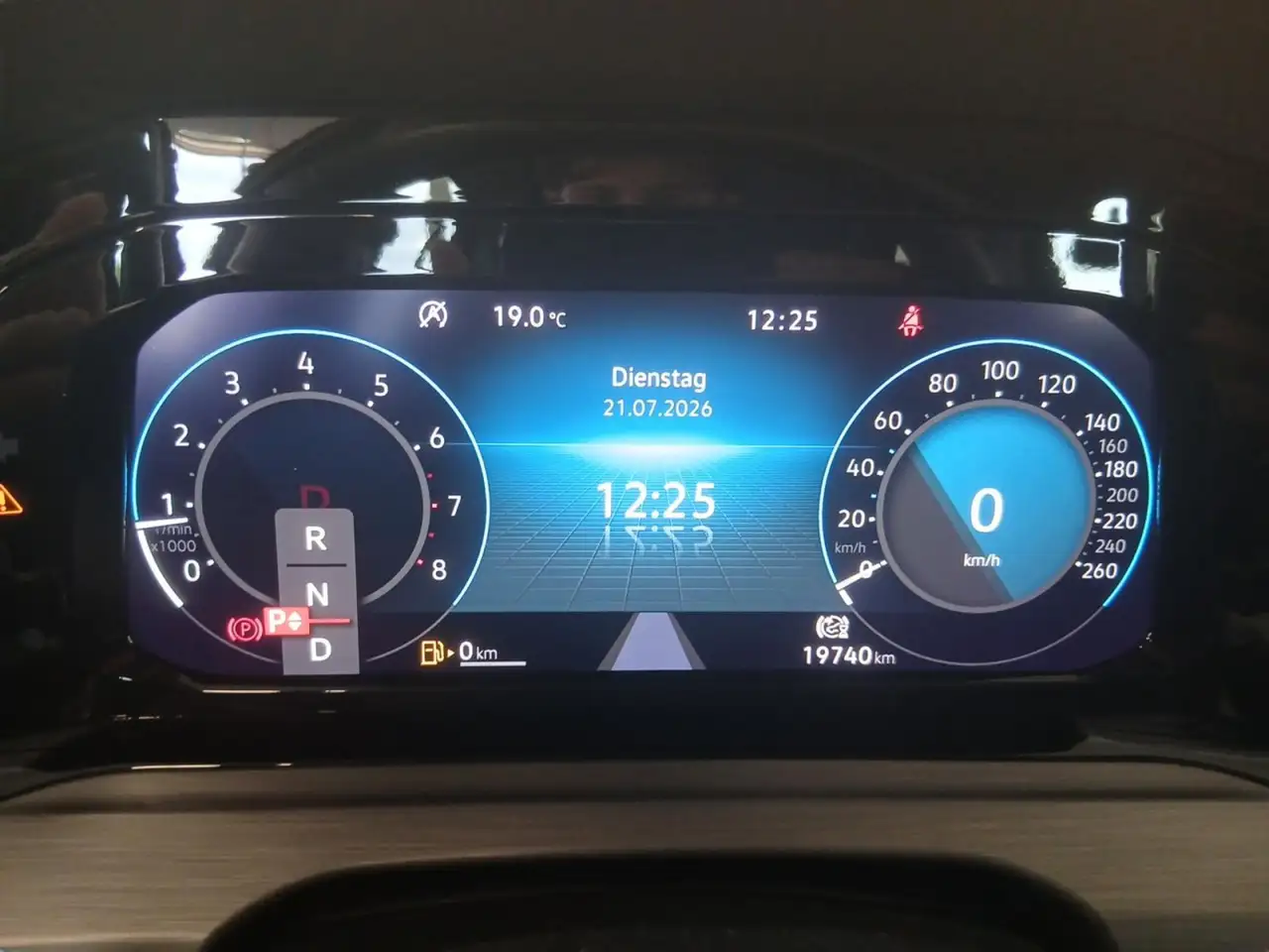 Volkswagen Golf VIII 1.5 eTSI Style DSG *ACC*LED+*PDC*SHZ* — Galería del vehículo 16