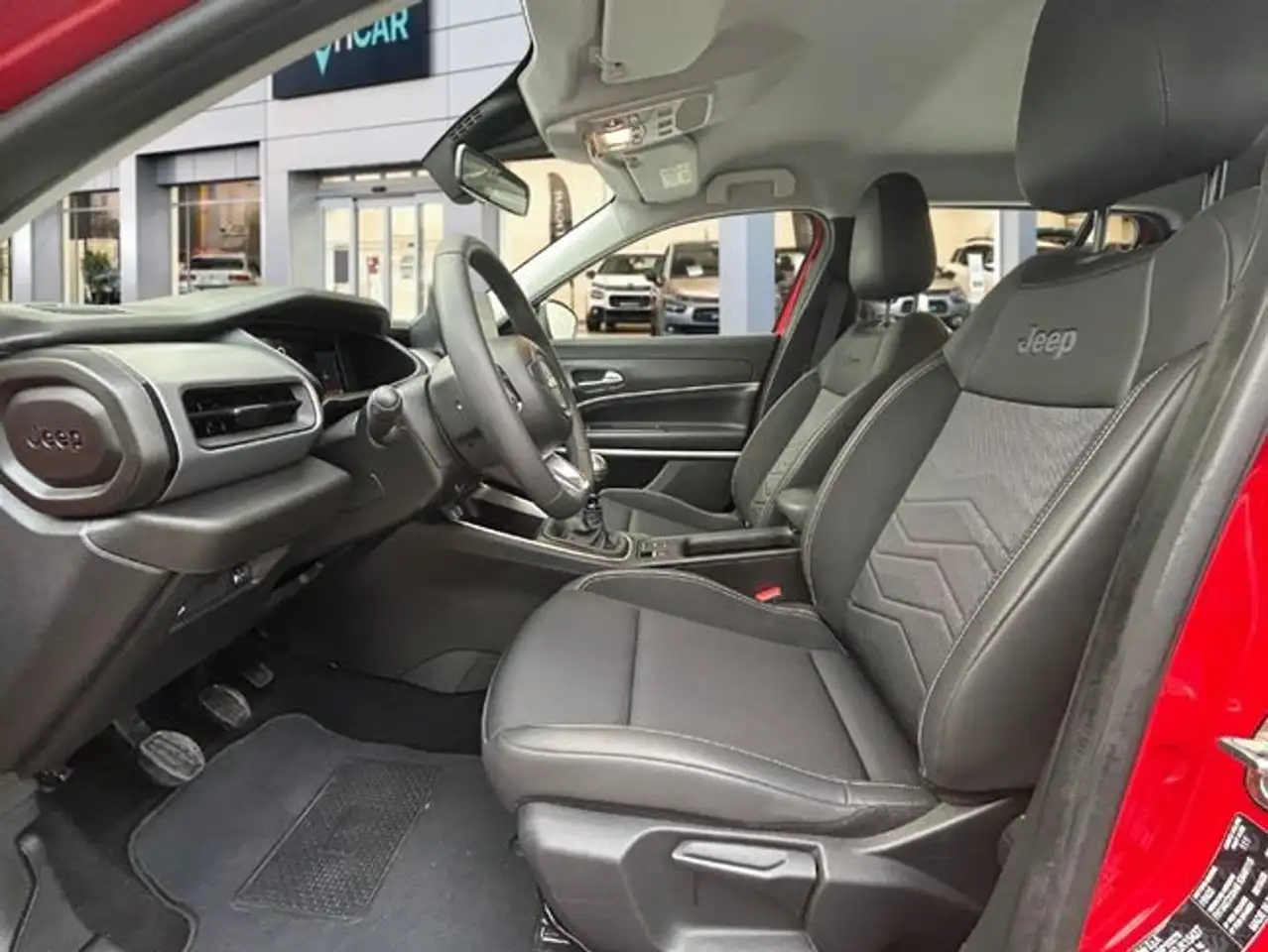 Jeep Avenger 1.2 Altitude 74KW — معرض صور السيارة 9