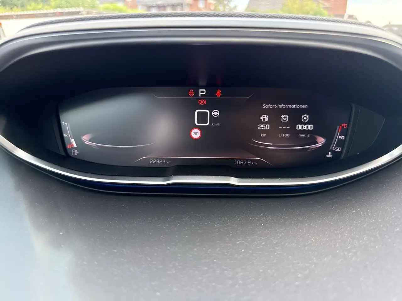 Peugeot 3008 GT PureTech 130 EAT8 — معرض صور السيارة 12