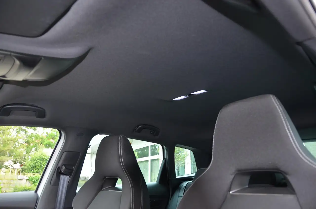 Skoda Karoq 1.5TSI Sportline DSG Matrix Navi — معرض صور السيارة 30