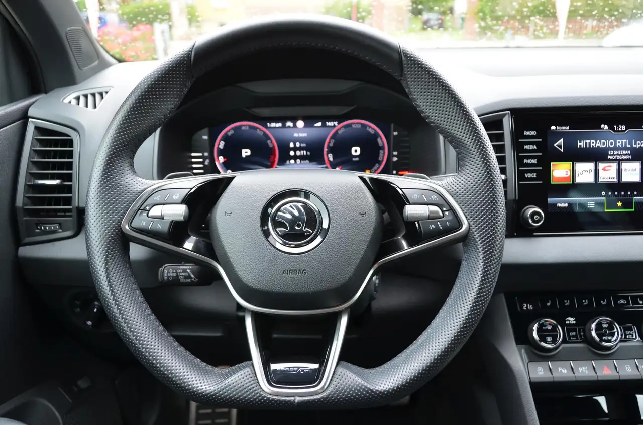 Skoda Karoq 1.5TSI Sportline DSG Matrix Navi — معرض صور السيارة 7