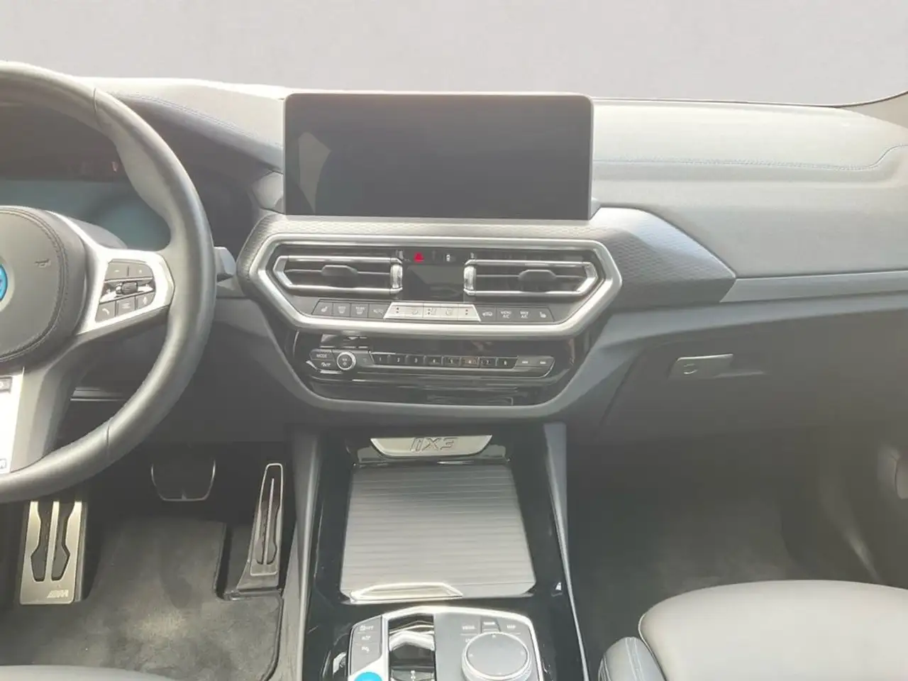 BMW iX3 IMPRESSIVE + GARANTIE-bis-04.2029 — Vehicle gallery 12