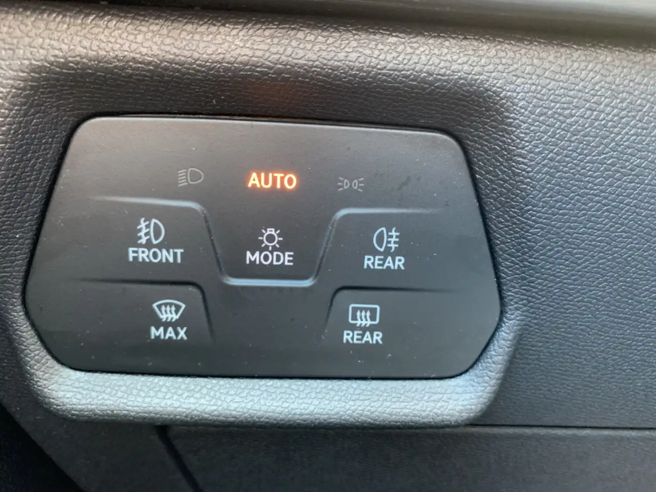 CUPRA Formentor 4Drive 2.0 TSI VZ Matrix+Beats — Vehicle gallery 21