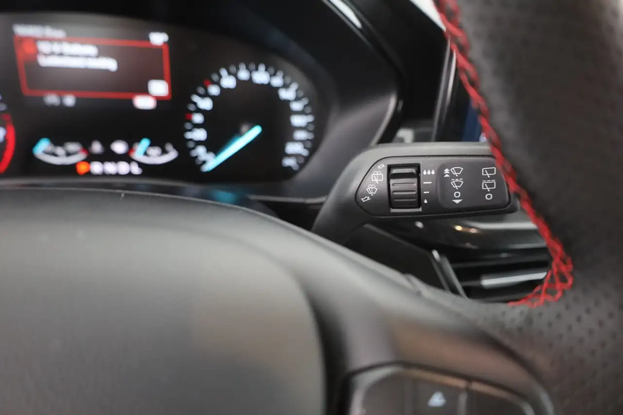 Ford Focus Turnier 1.0 M-Hybrid ST-Line LED Kamera — معرض صور السيارة 20