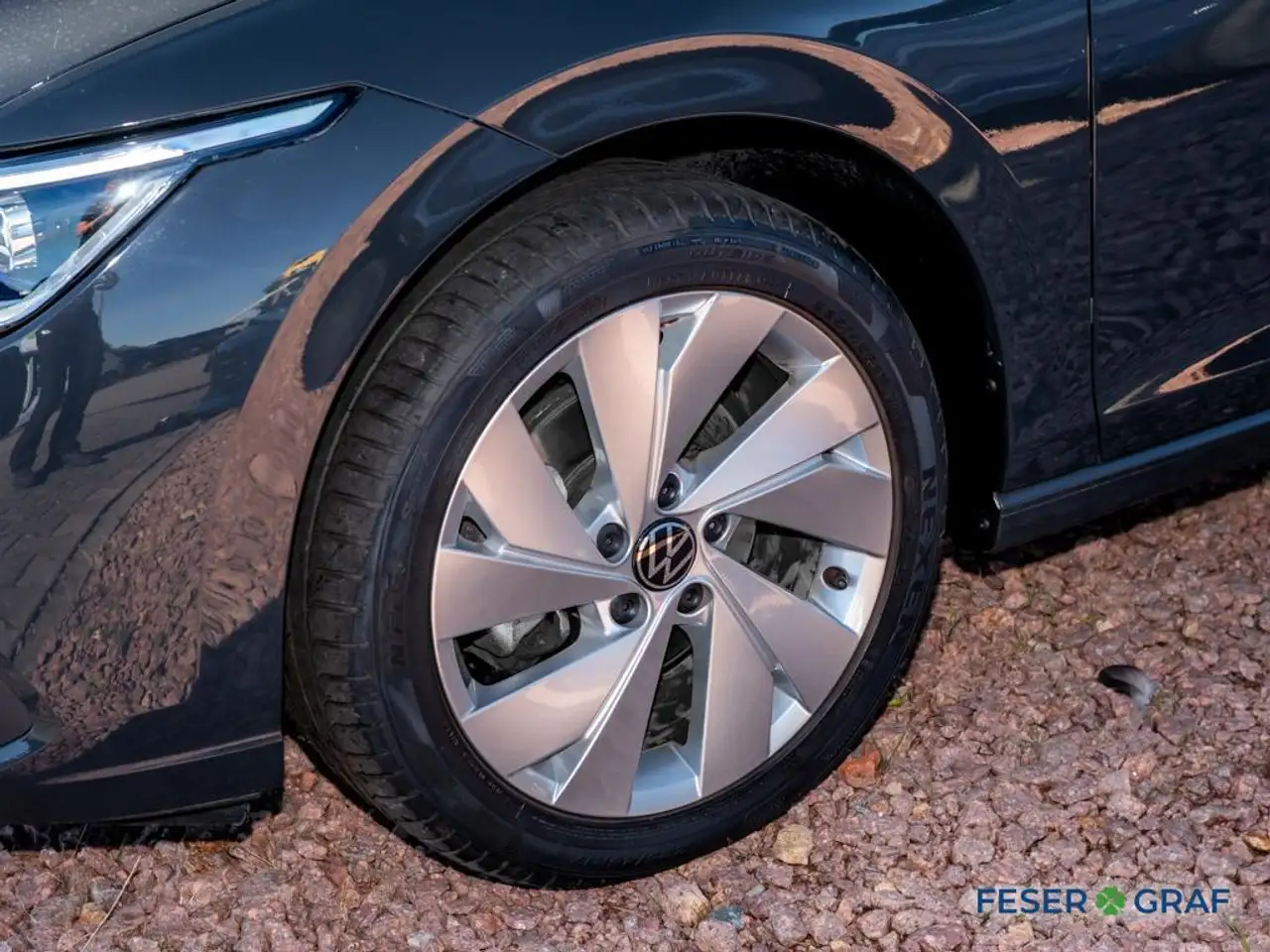 Volkswagen Golf VIII 1.5 eTSI Style Keyless/Kamera/Lenkrhz. — Galería del vehículo 10