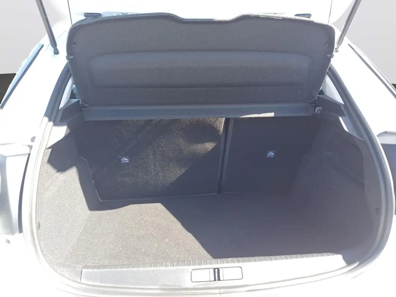 Opel Corsa . 1.2 Direct In — Galerie du véhicule 7