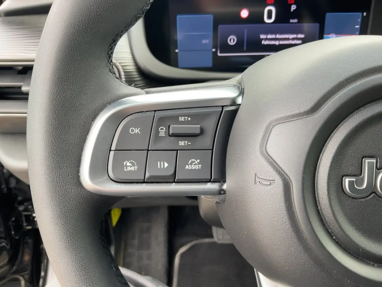 Jeep Avenger Elektro Longitude Electric LED+SHZ+LM — معرض صور السيارة 14