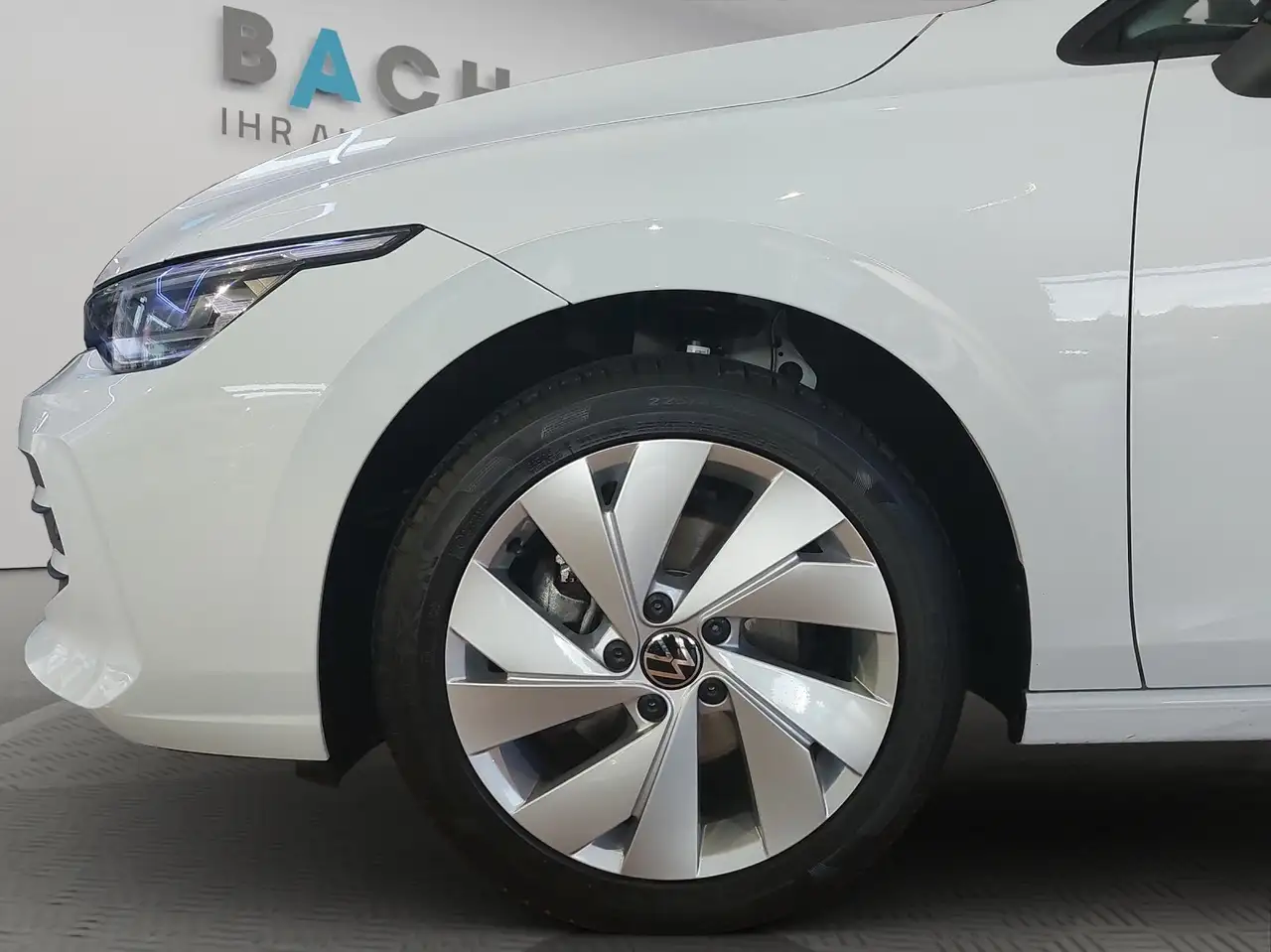Volkswagen Golf Variant Life 1,5 l TSI OPF AHV 17" — Galería del vehículo 10