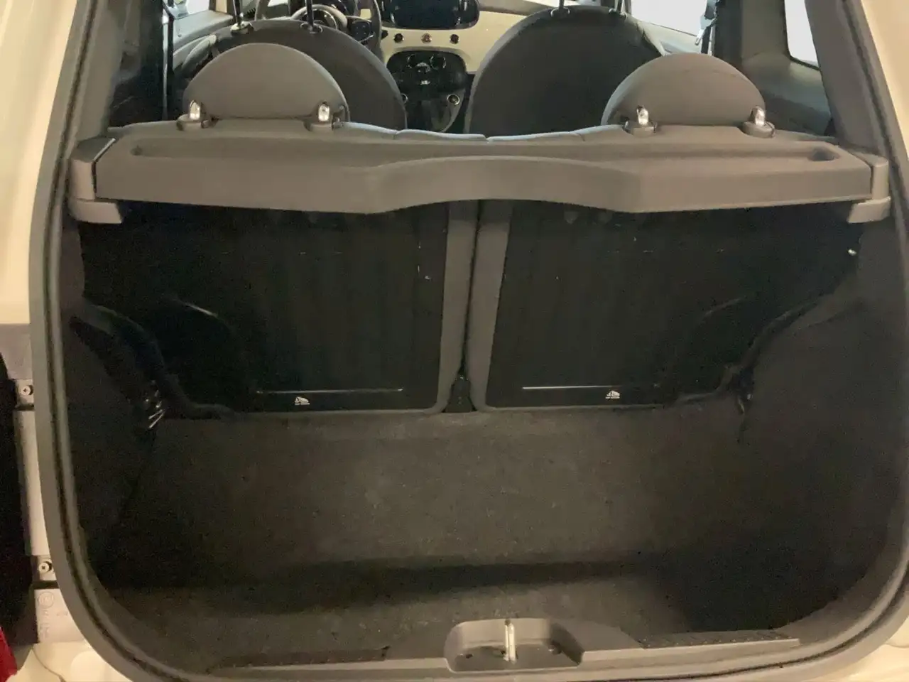 Fiat 500 1.0 Hybrid Alufelgen, PDC — معرض صور السيارة 13
