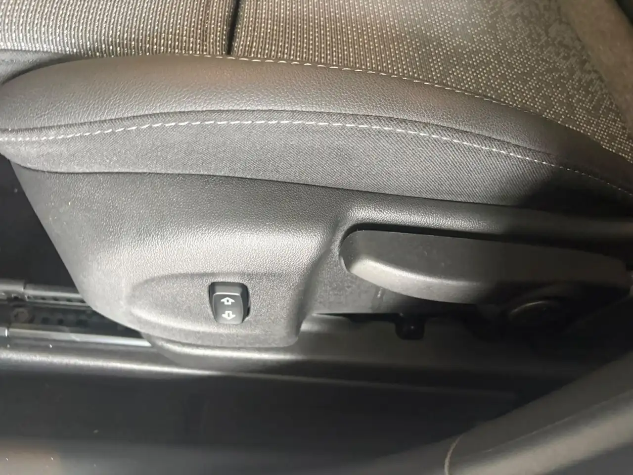 Opel Crossland 1.2 LED, Navi, Kamera, Spurhalteassist — Galería del vehículo 18