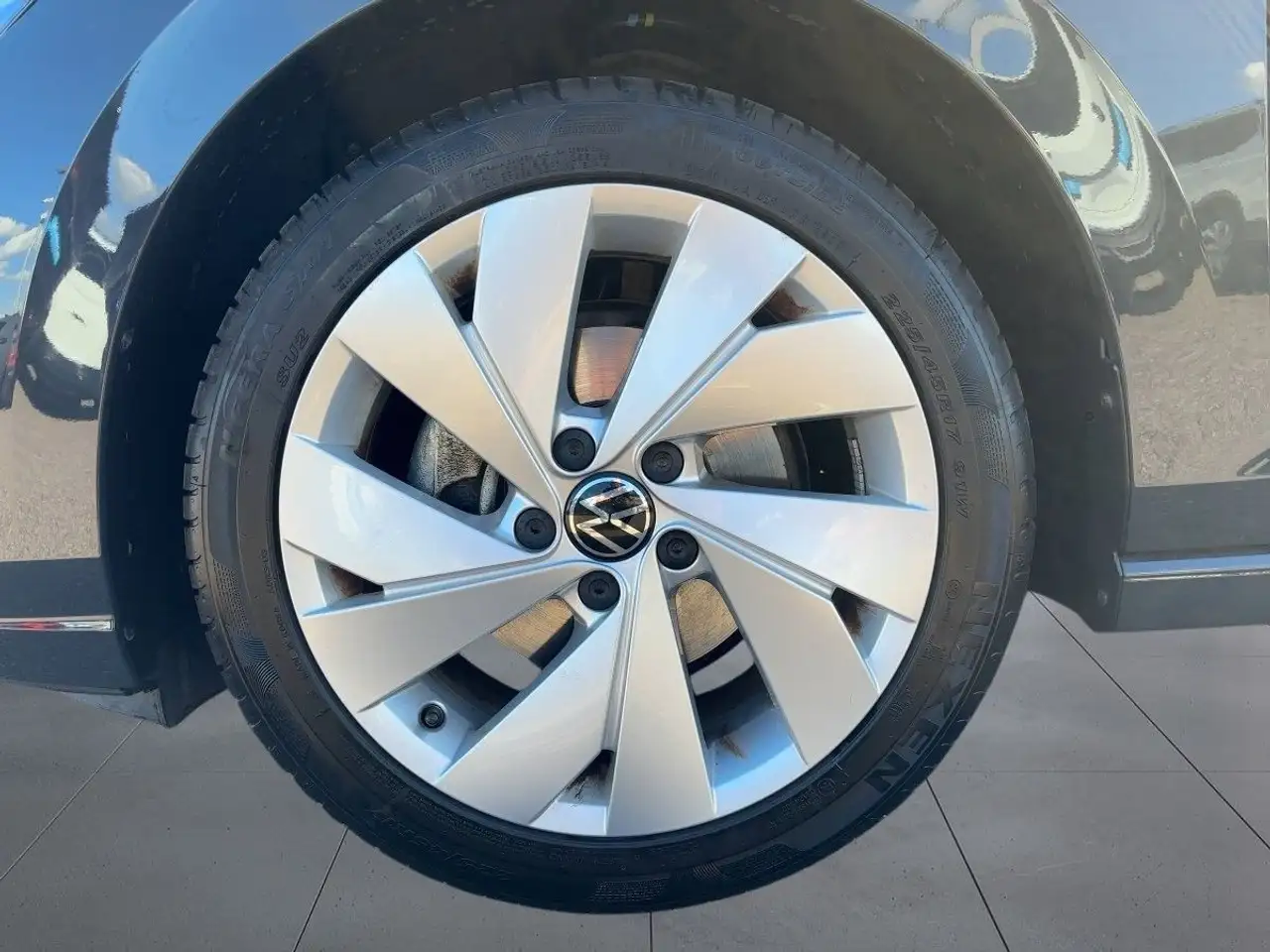 Volkswagen Golf VIII 1.5 eTSI DSG Style ACC PDC LED — معرض صور السيارة 20