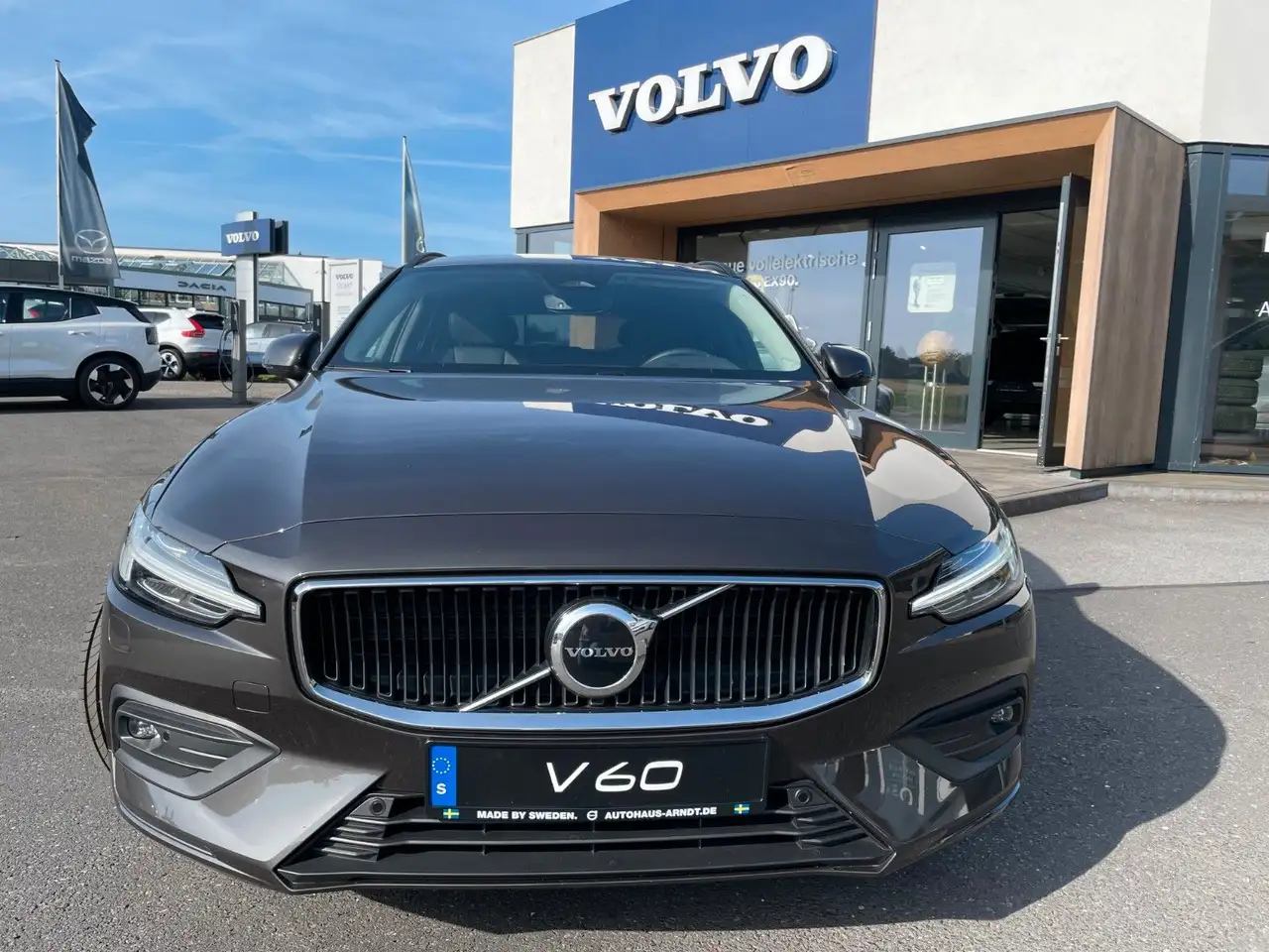 Volvo V60 B4 Core — Görlitz