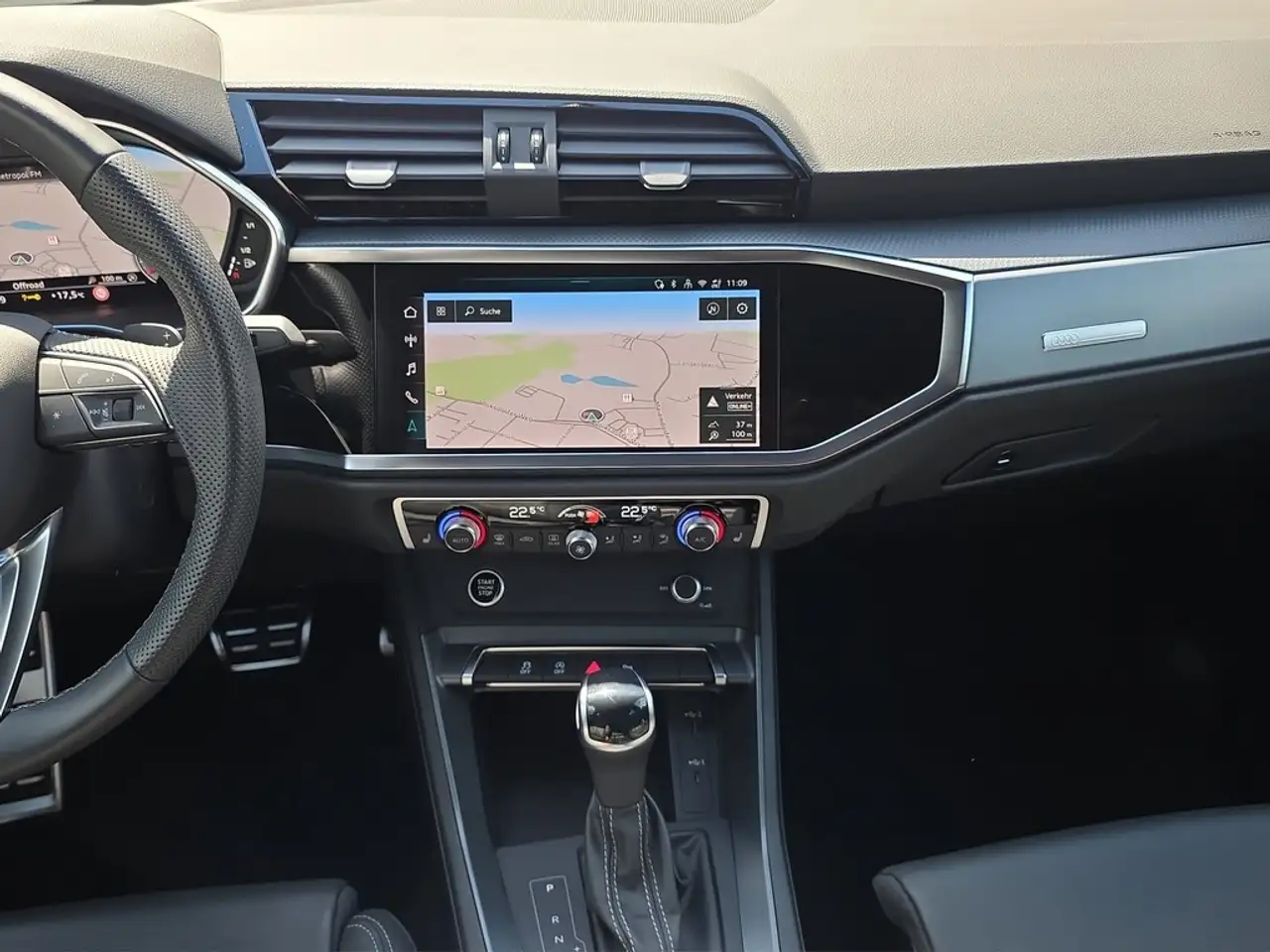 Audi Q3 35 TFSI S line S tronic — معرض صور السيارة 14