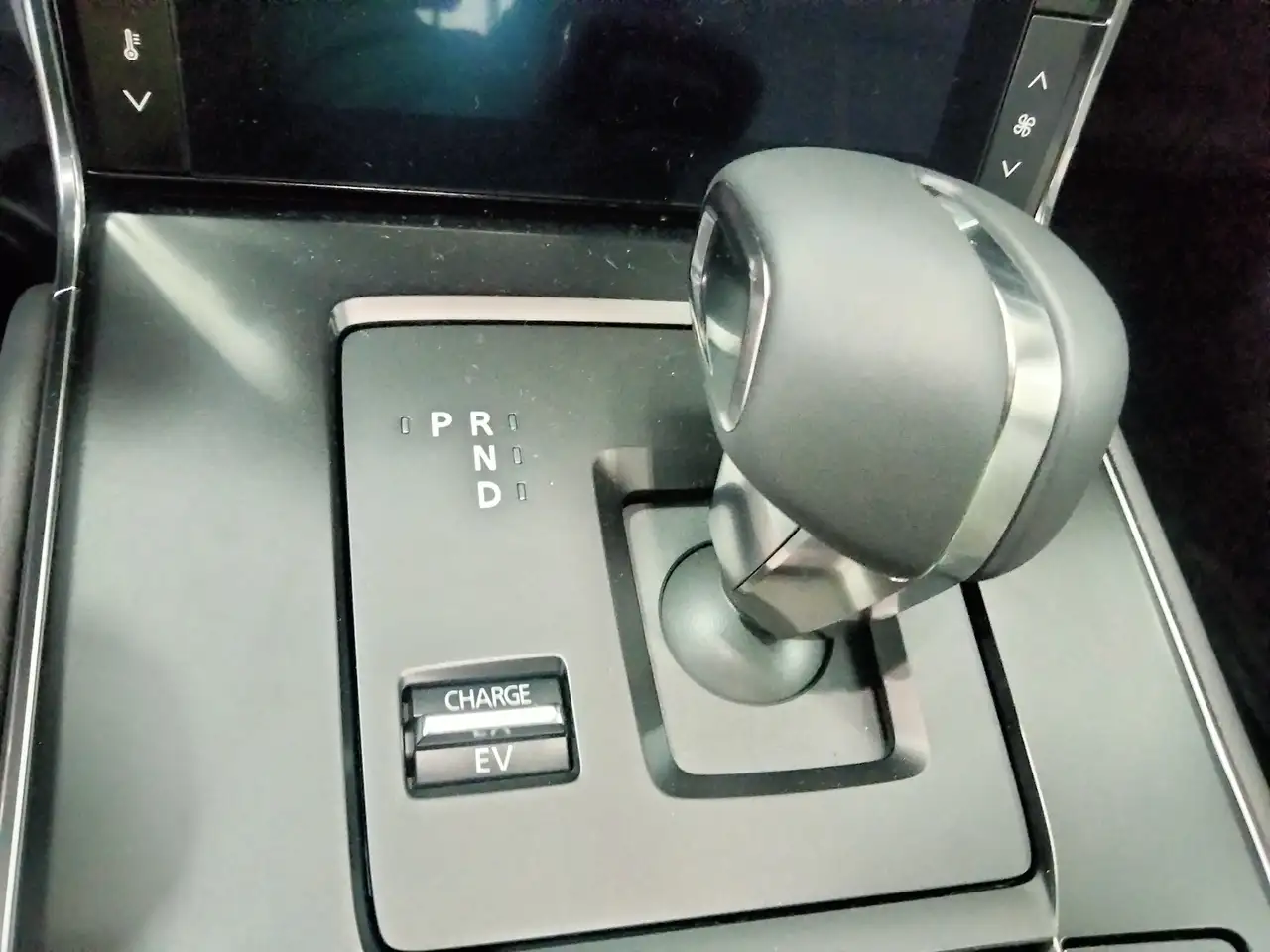 Mazda MX-30 e-Skyactiv R-EV Advantage Modern Confidence 125kW — Vehicle gallery 23