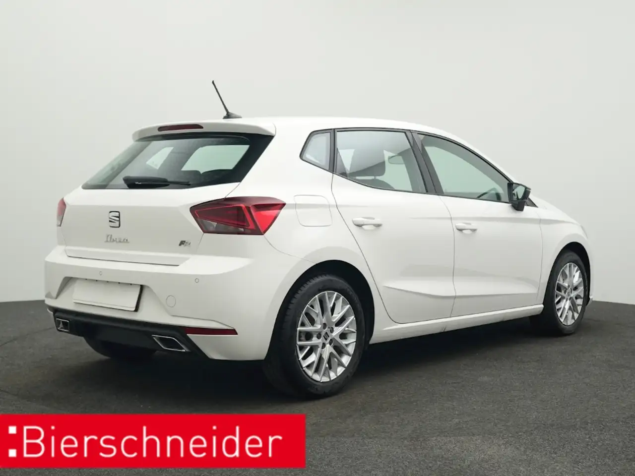 SEAT Ibiza 1.0 TSI FR LED NAVI PDC FULL LINK — Vehicle gallery 6