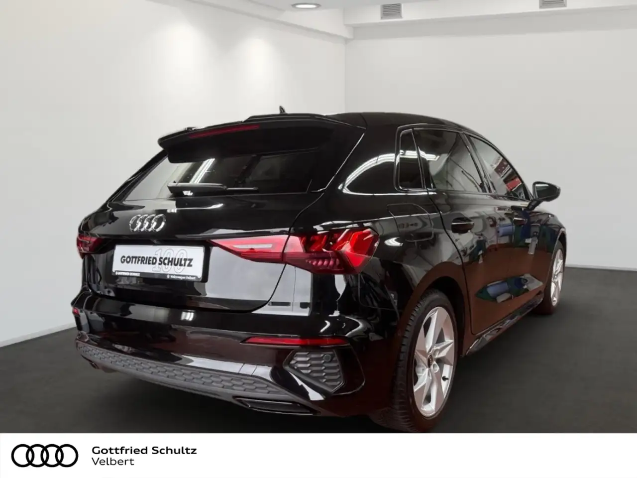 Audi A3 Sportback 35 TFSI S line -Rückfahrkamera Assistenz — Vehicle gallery 4