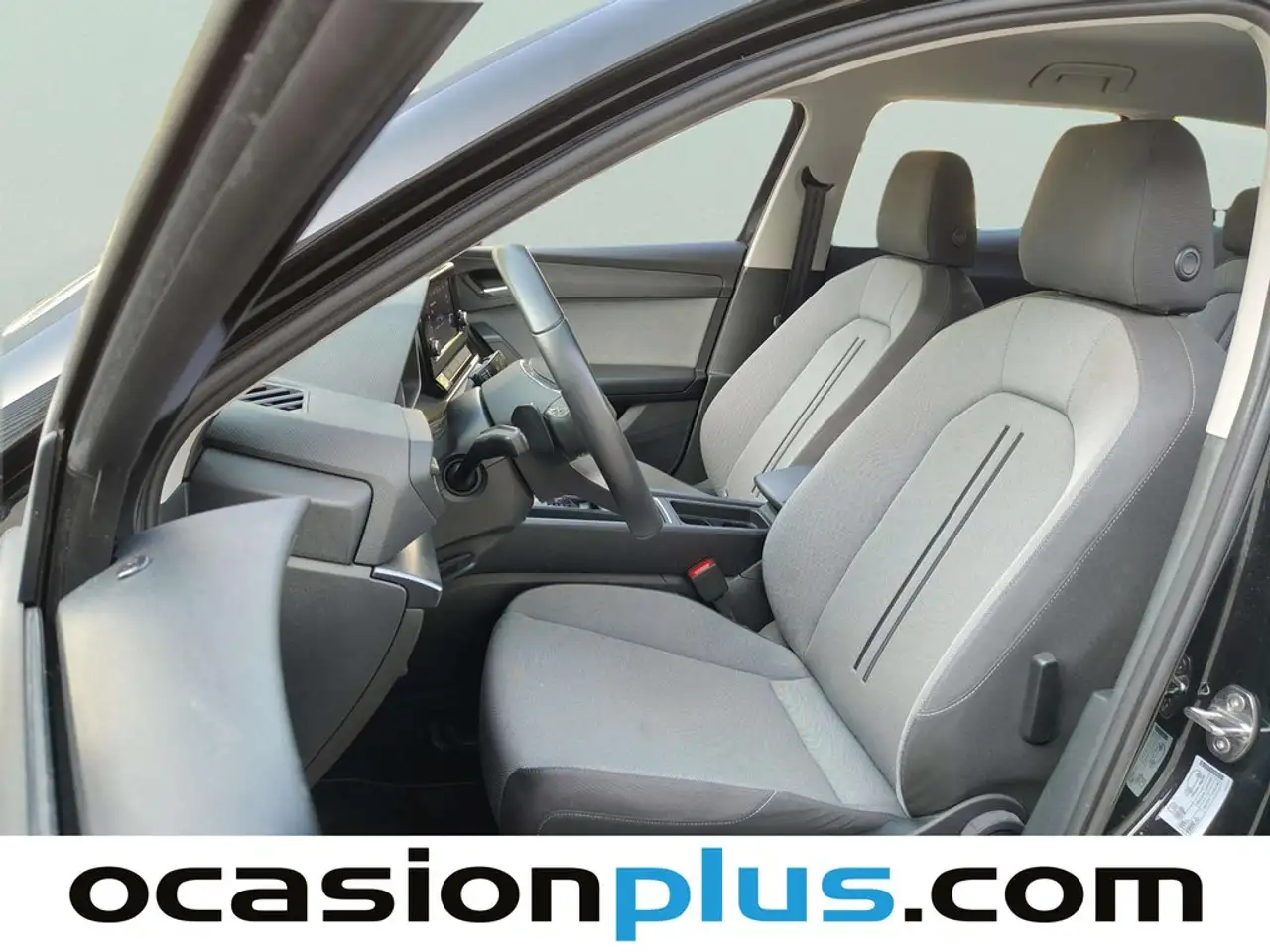 SEAT Leon ST 1.5 eTSI S&S Style Special Edition DSG-7 150 — Vehicle gallery 10
