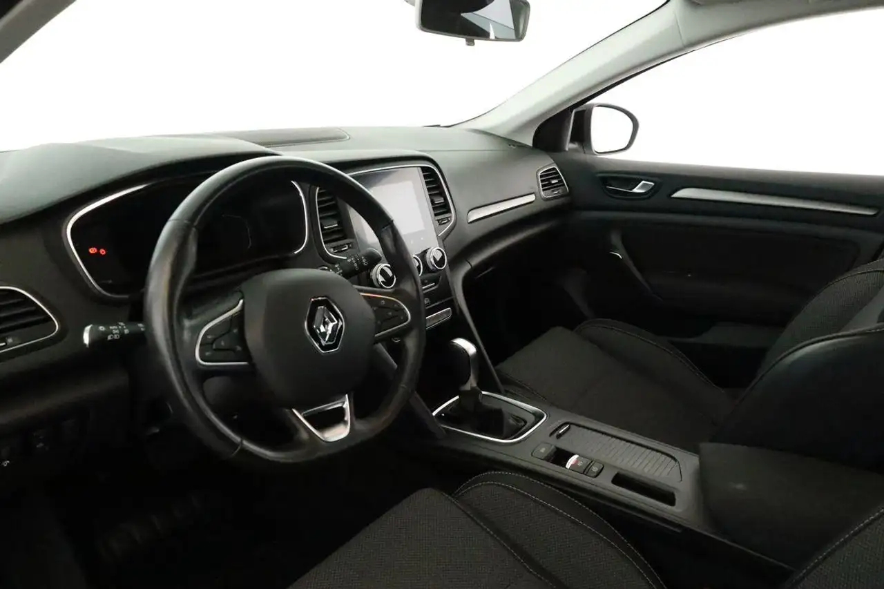 Renault Megane Grandtour TCe 140 Aut. Equilibre LED PDC — Vehicle gallery 16