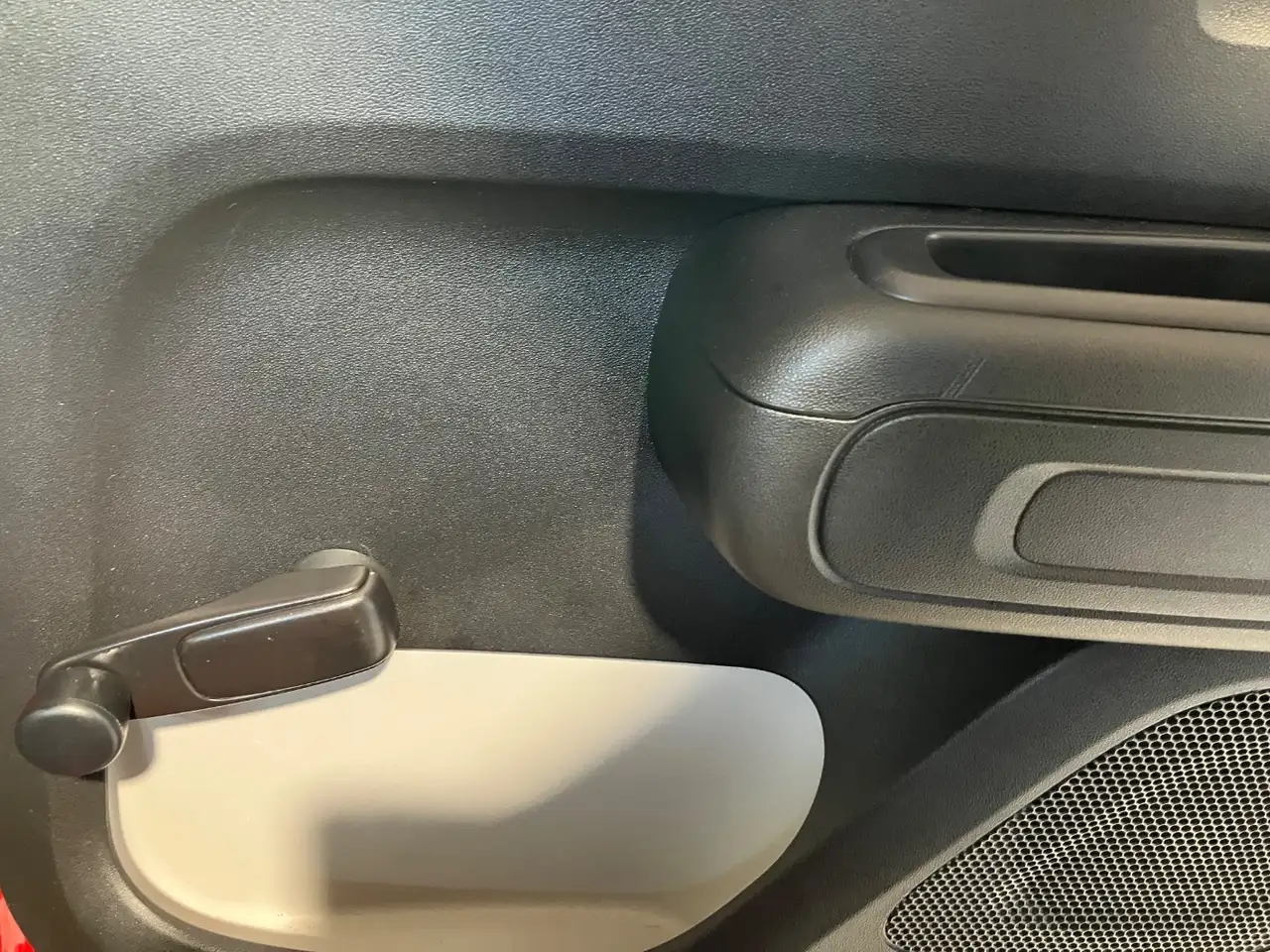 Citroen C3 1.2 PureTech Sitzheizung+Parkpilot+Tempomat — Vehicle gallery 22