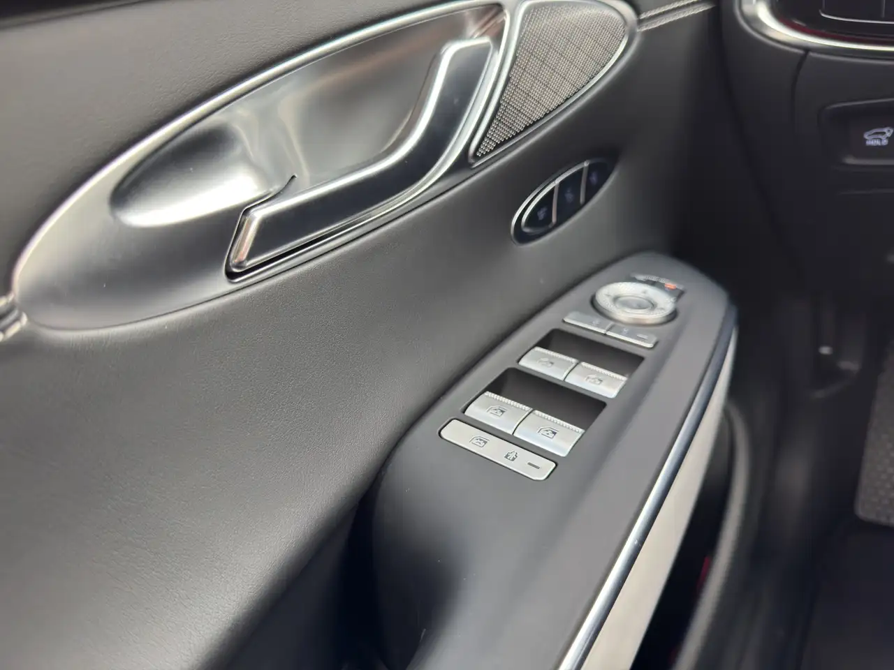 Genesis GV70 Elektro 77,4 kWh Sport PANO/ACC/HEADUP — Galerie du véhicule 12
