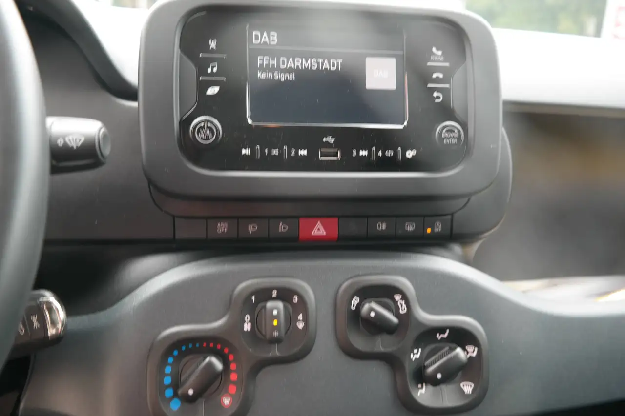 Fiat Panda Pandina Cross Mild Hybrid*2. Hand*900km* — Galería del vehículo 17
