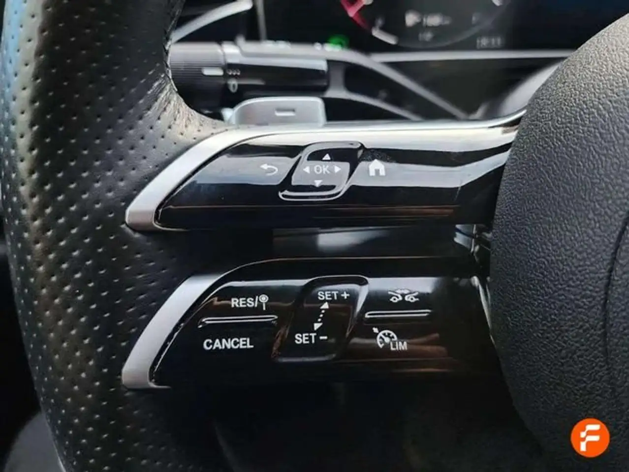 Mercedes-Benz E 300 de 4MATIC — Galería del vehículo 12