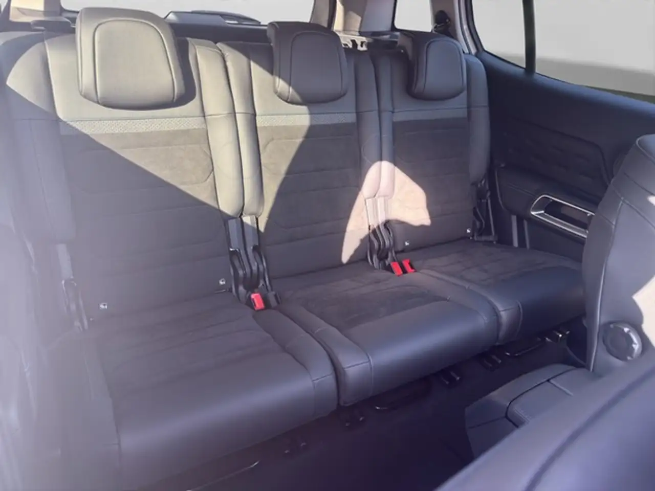 Citroen C5 Aircross Plus Plus Carplay&Android &Allwetter — Galería del vehículo 15