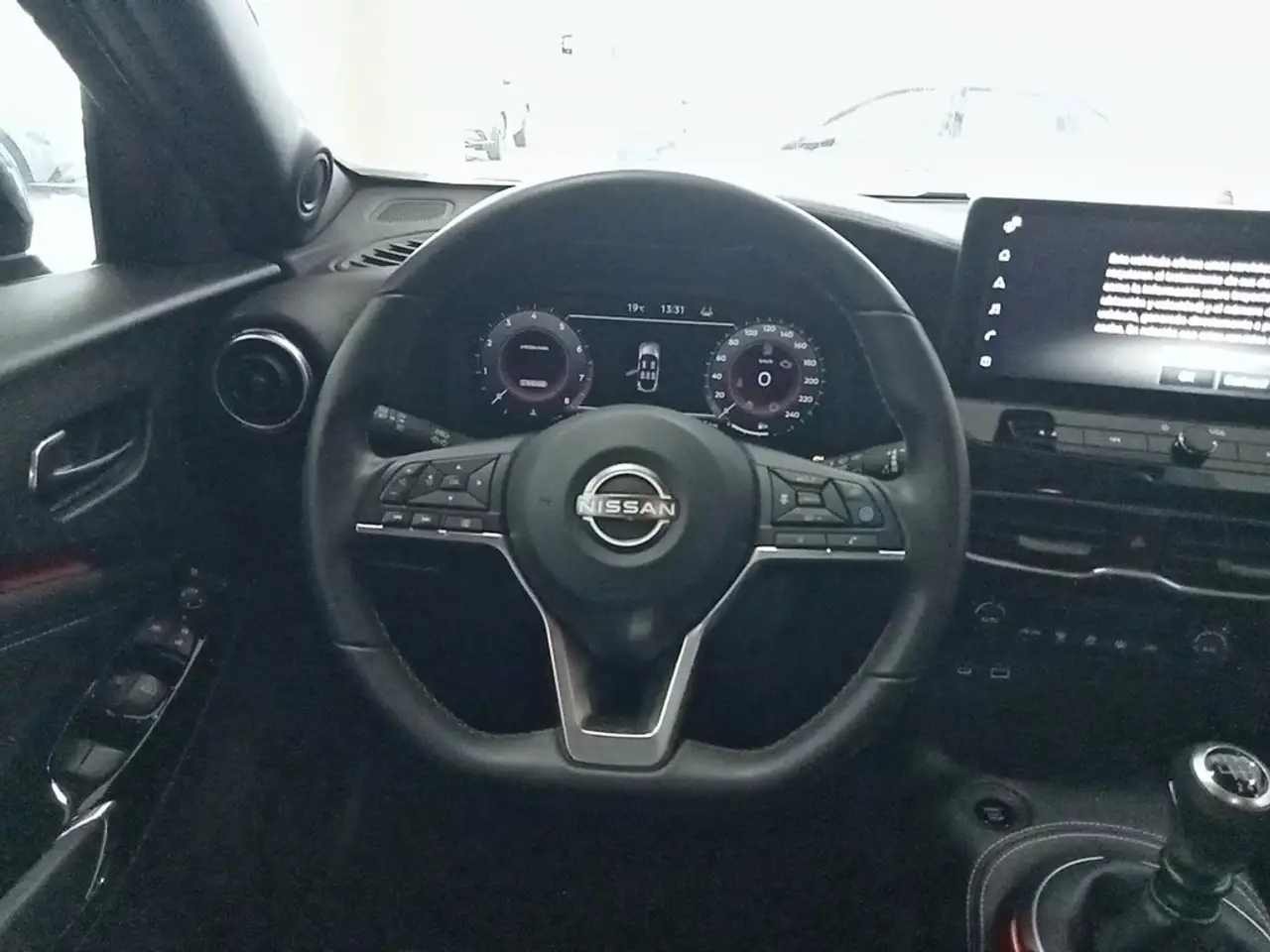 Nissan Juke DIG-T 84 kW (114 CV) 6M/T Tekna — Galerie du véhicule 12