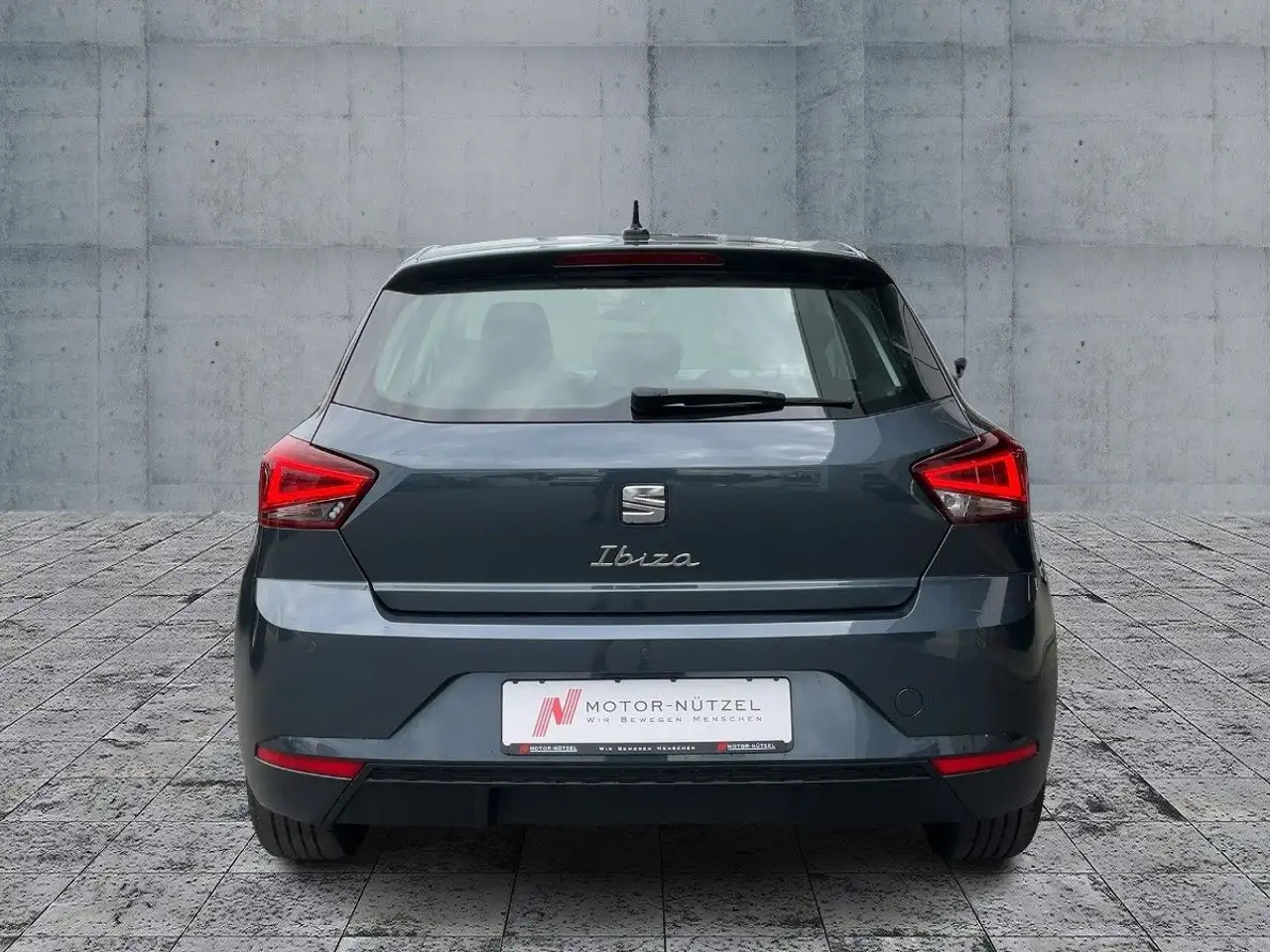 SEAT Ibiza 1.0 TSI STYLE LED+NAVI+PDC+ACC+SHZ+16"LM — Galerie du véhicule 5