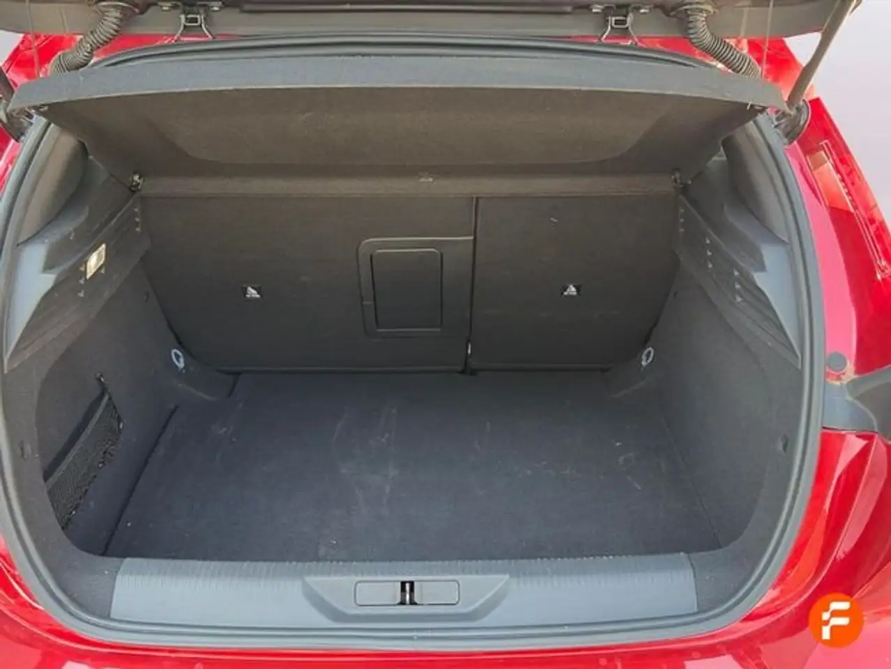 Peugeot 308 1.2 PureTech S&S Allure 130 — Vehicle gallery 18
