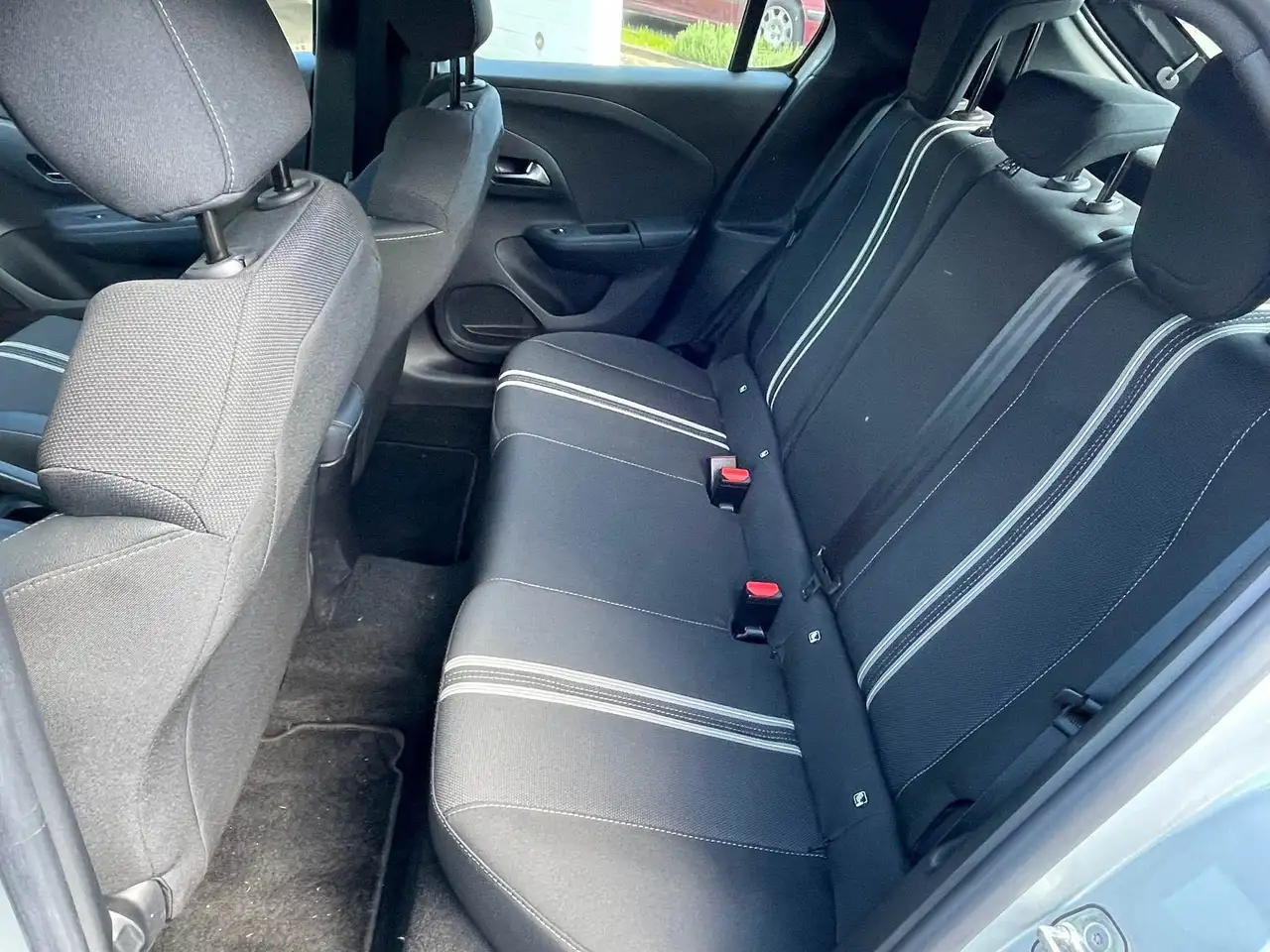 Opel Corsa F sport Panorama CarPlay Kamera SHZ — Vehicle gallery 9