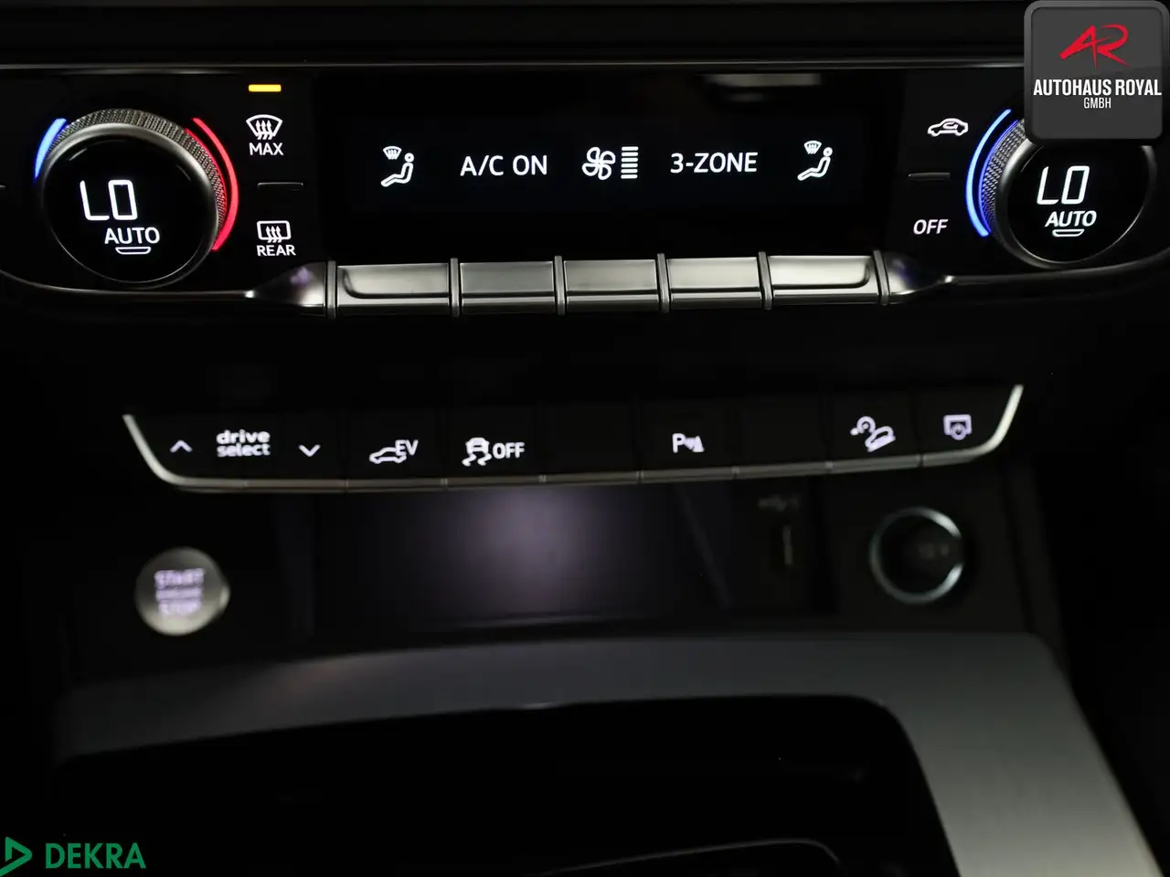 Audi Q5 50 TFSI e qu 3x S Line MATRIX,KEYLESS,MEMORY — Galería del vehículo 22