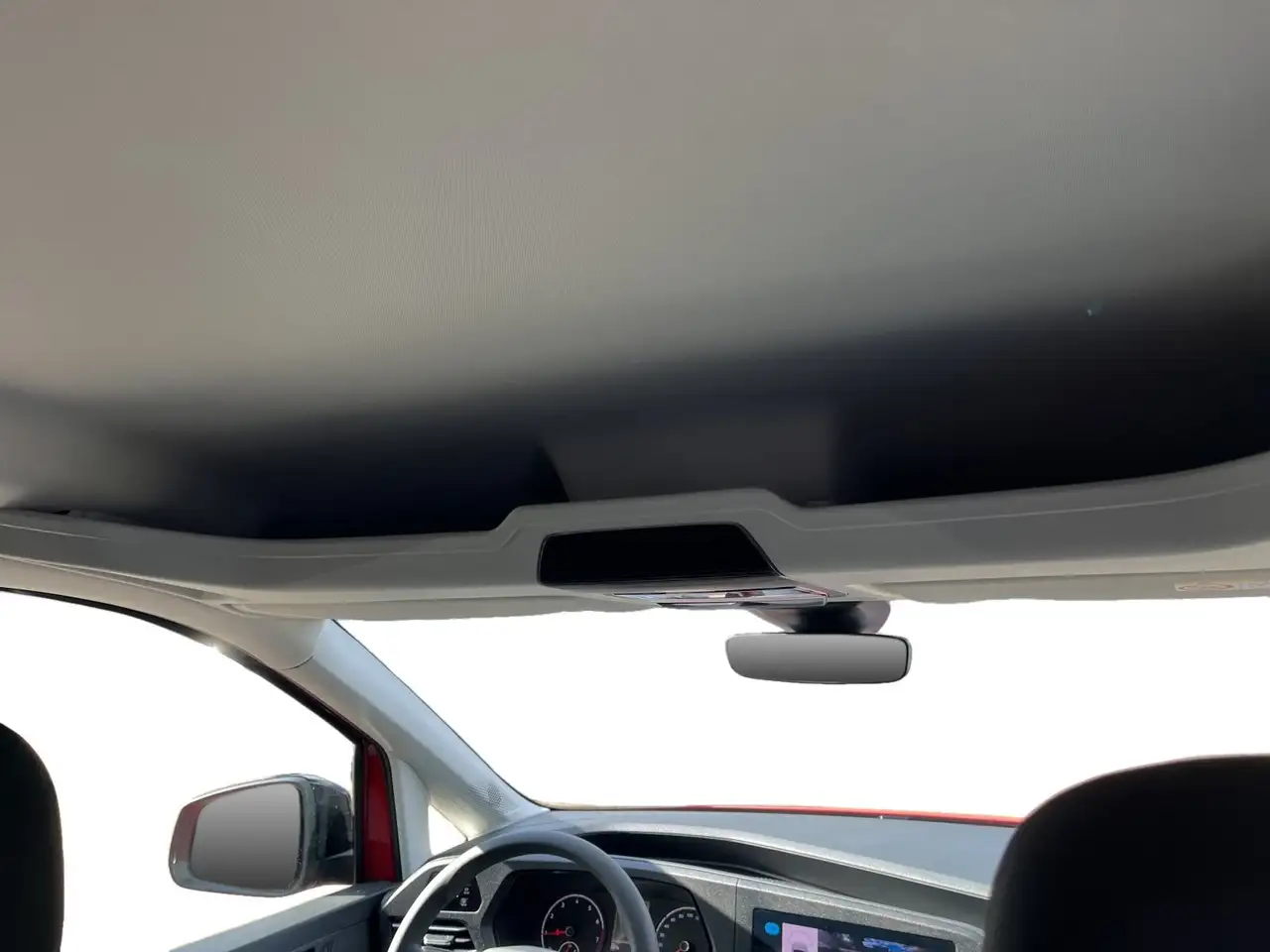 Volkswagen Caddy RFK LORDOSE SHZ TEMPOMAT DAB ABS ALU ESP — Vehicle gallery 24