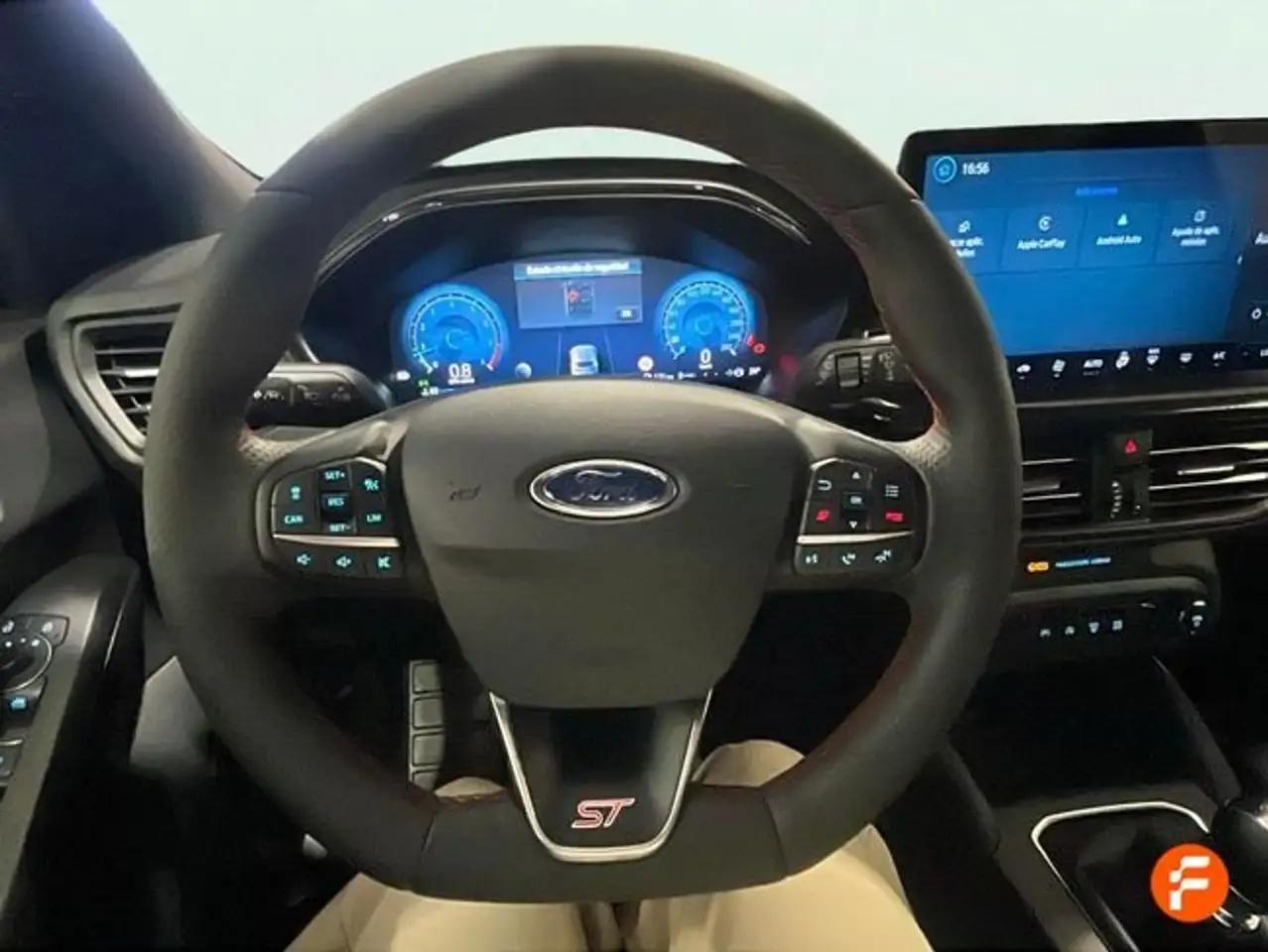 Ford Focus 2.3 Ecoboost ST Edition — Galería del vehículo 8