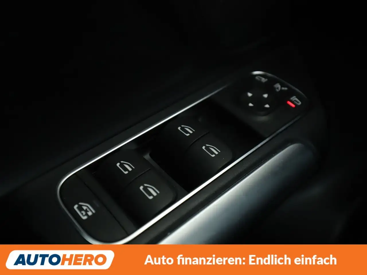 Mercedes-Benz GLA 35 AMG GLA 35 AMG 4Matic Aut.*NAVI*LED*360°CAM*SPUR* — Galería del vehículo 26
