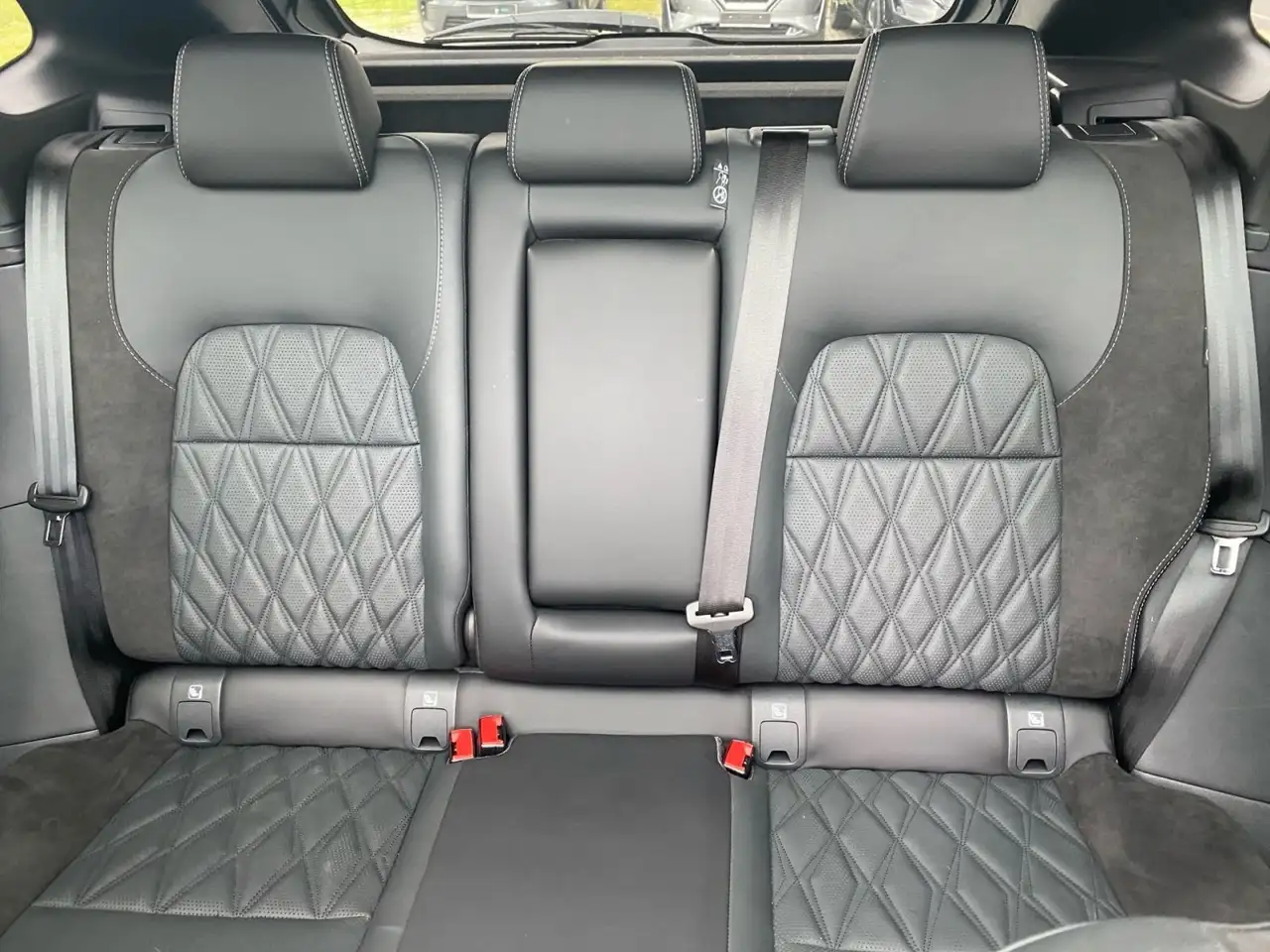 Nissan Qashqai QASHQAI MY24 1.3 DIG-T MHEV MCVT TEKNA+ — معرض صور السيارة 14