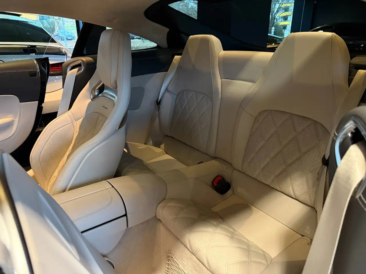 Mercedes-Benz AMG GT 63 4Matic+ Coupe Premium Plus*Aero*Lift — Galerie du véhicule 23