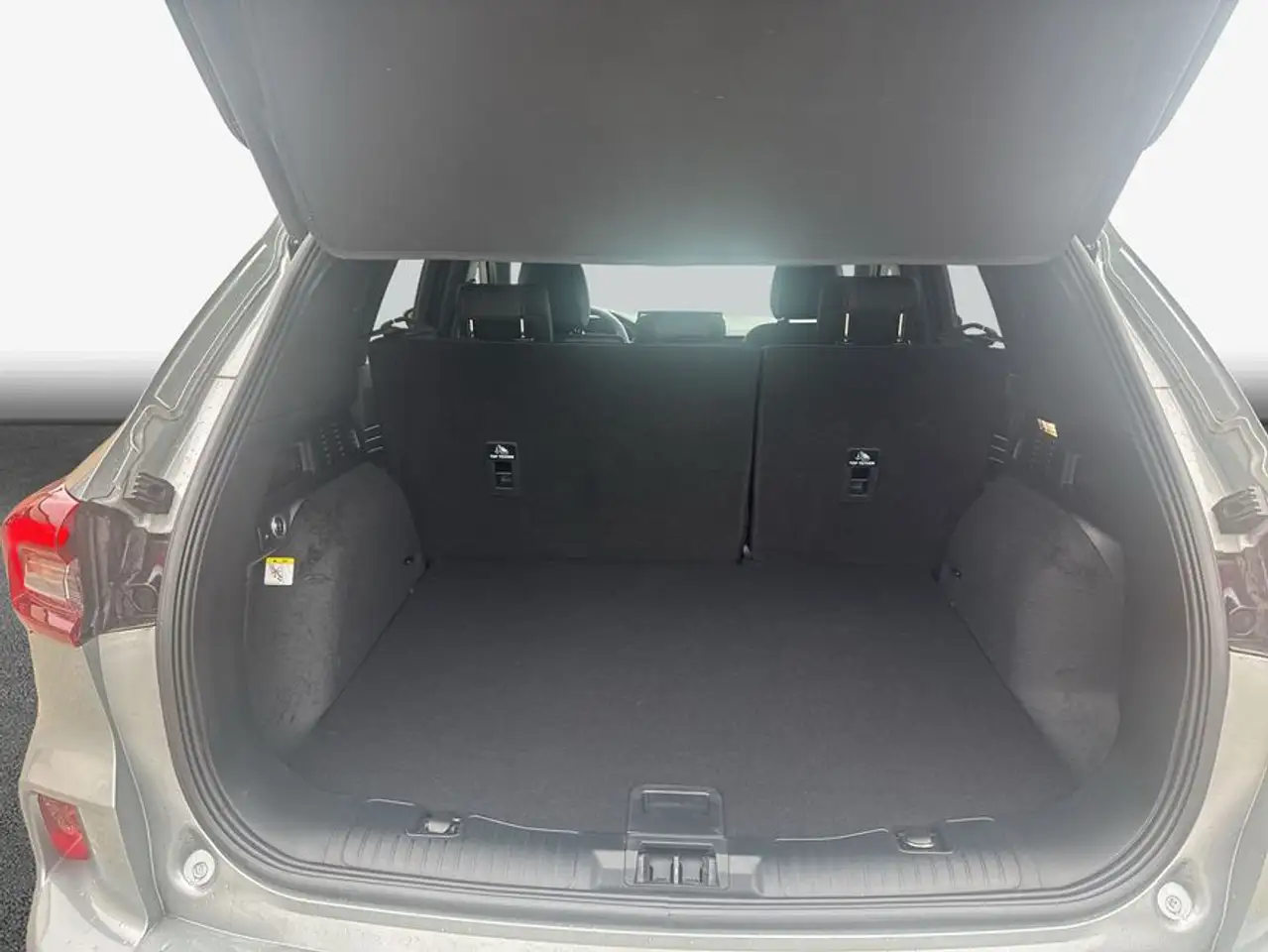 Ford Kuga 2.5 Duratec FHEV ST-LINE X — Galerie du véhicule 8
