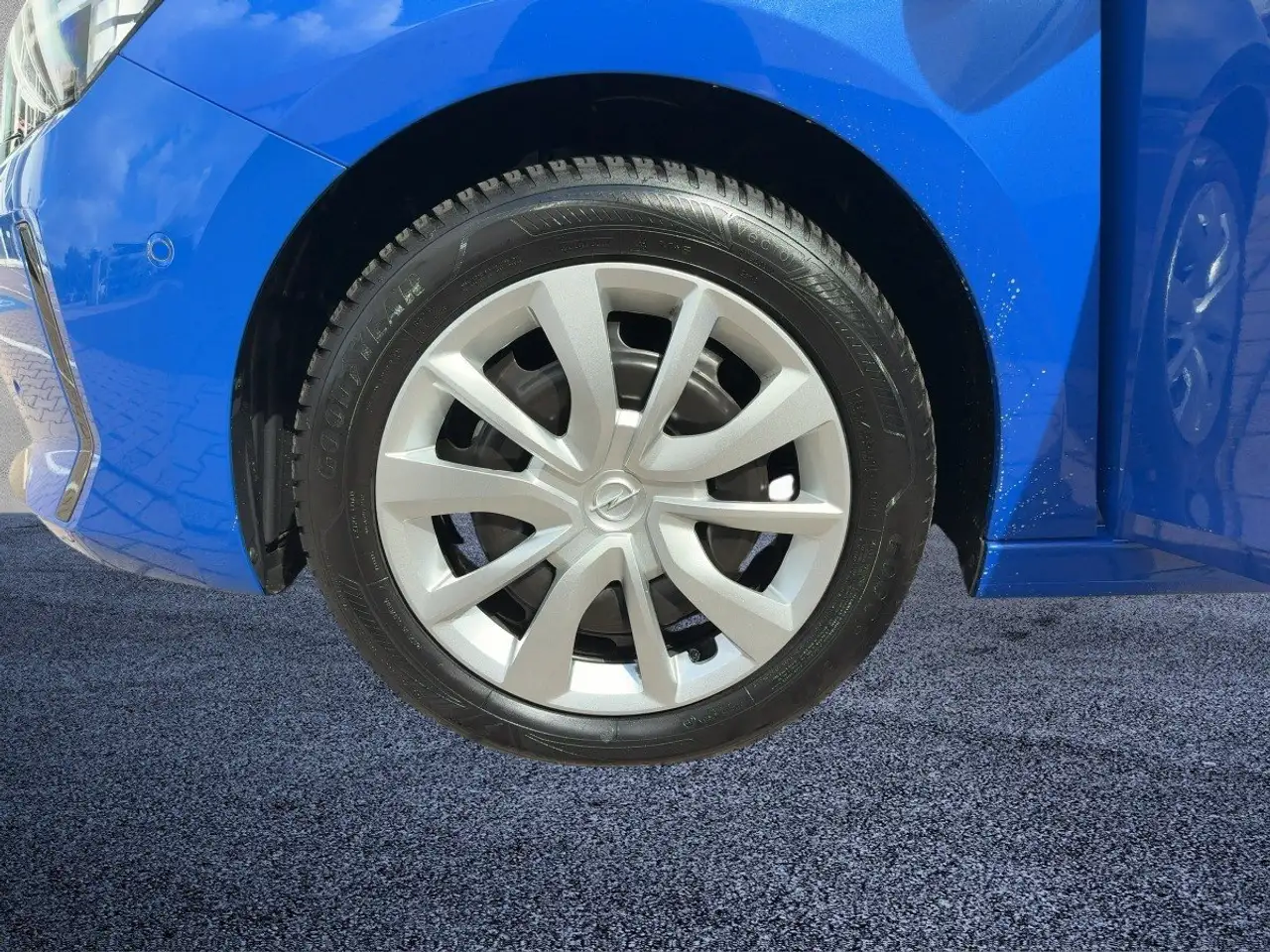 Opel Corsa F 1.2 Edition LED+SHZ+PDC+Facelift+SpurW — Galerie du véhicule 12