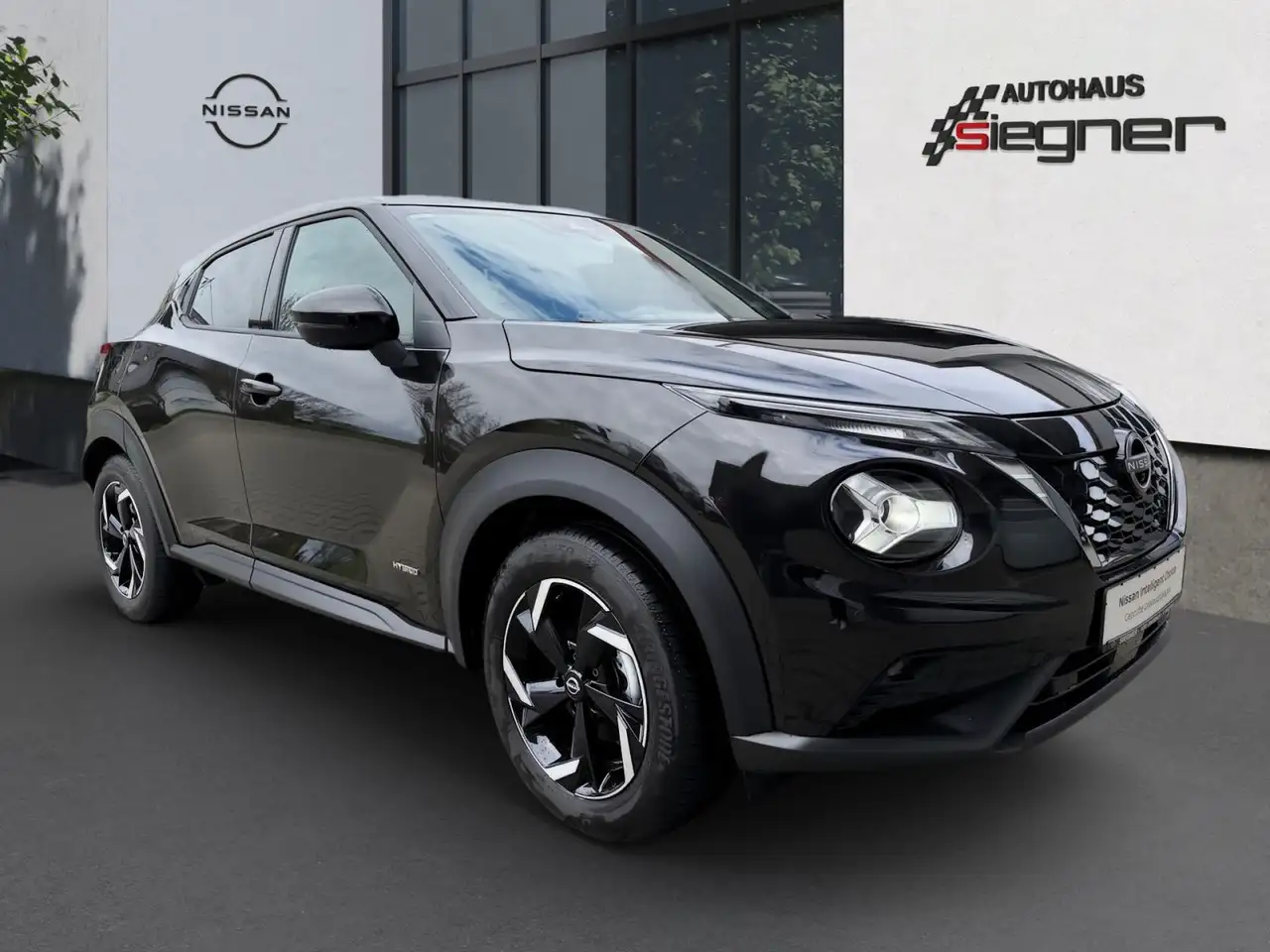 Nissan Juke Hybrid N-Connecta, Navi, Technologie Paket, — معرض صور السيارة 3