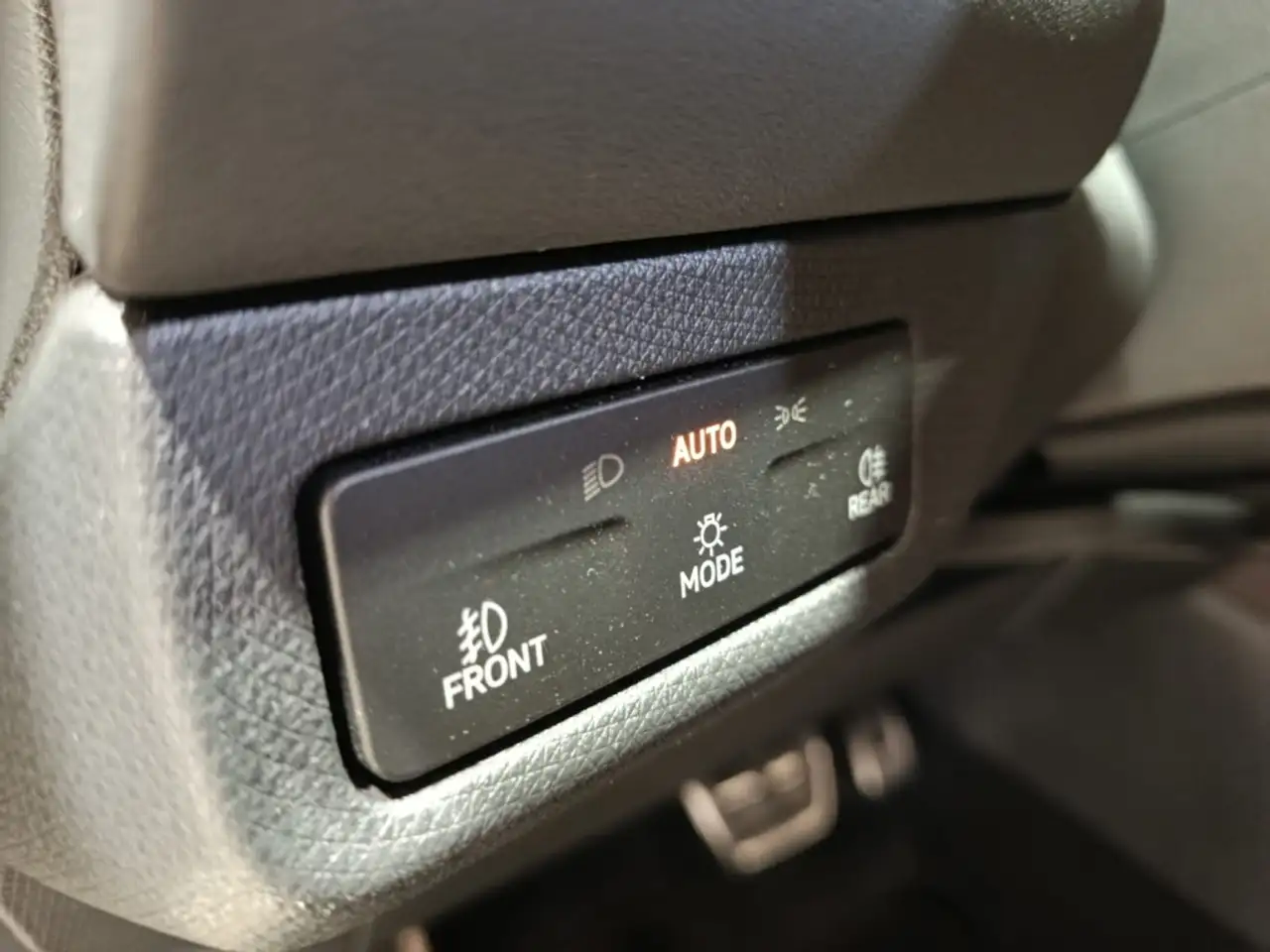 CUPRA Terramar 1.5 eTSI 110 DSG — Galerie du véhicule 16