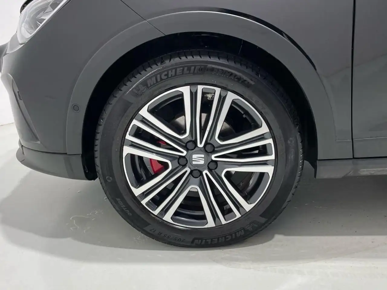 SEAT Arona 1.0 TSI S&S FR XM 115 — Vehicle gallery 8