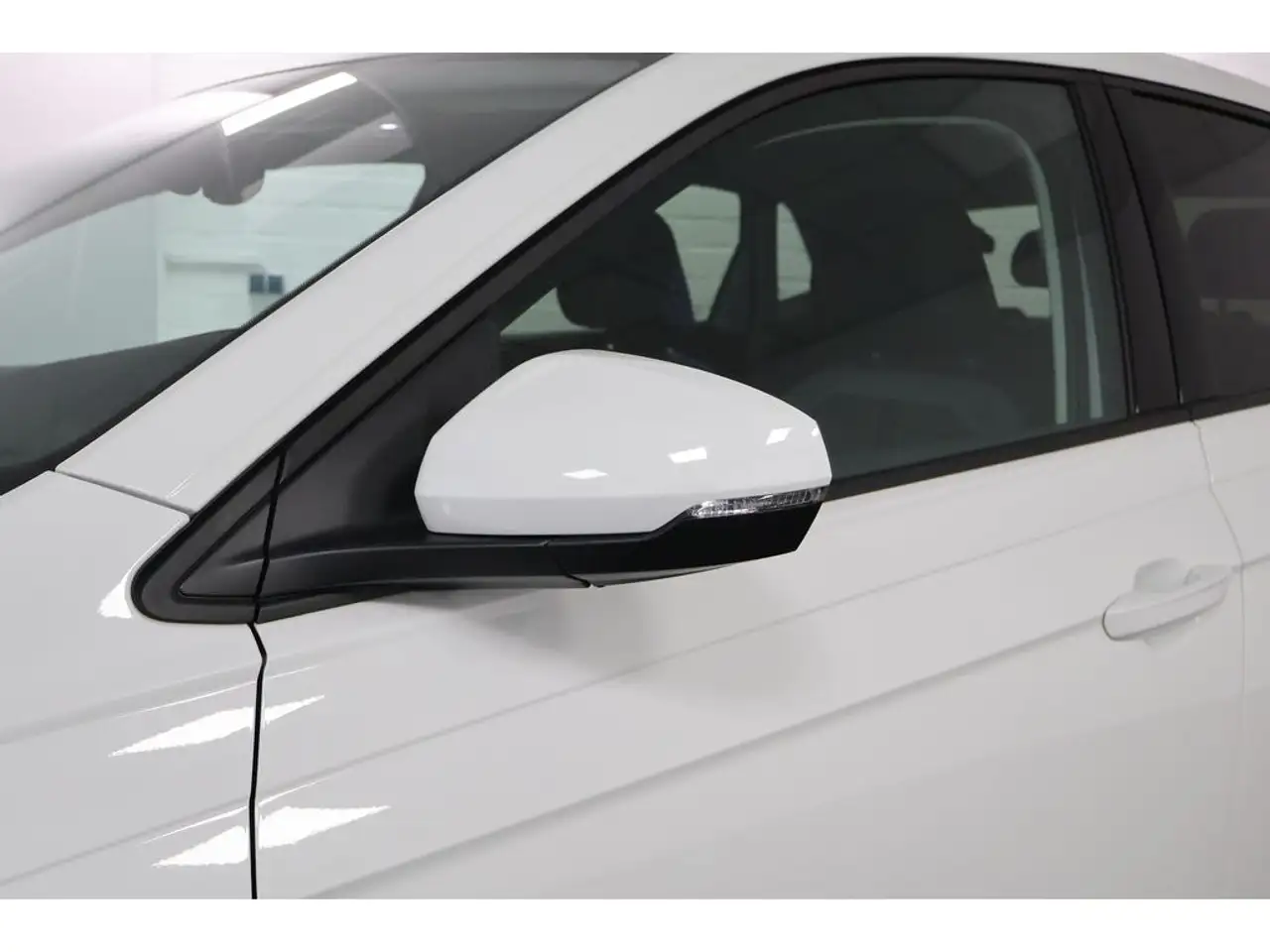 Volkswagen Polo VI 1.0 TSI Style DSG,Navi,SHZ,RFK — معرض صور السيارة 27