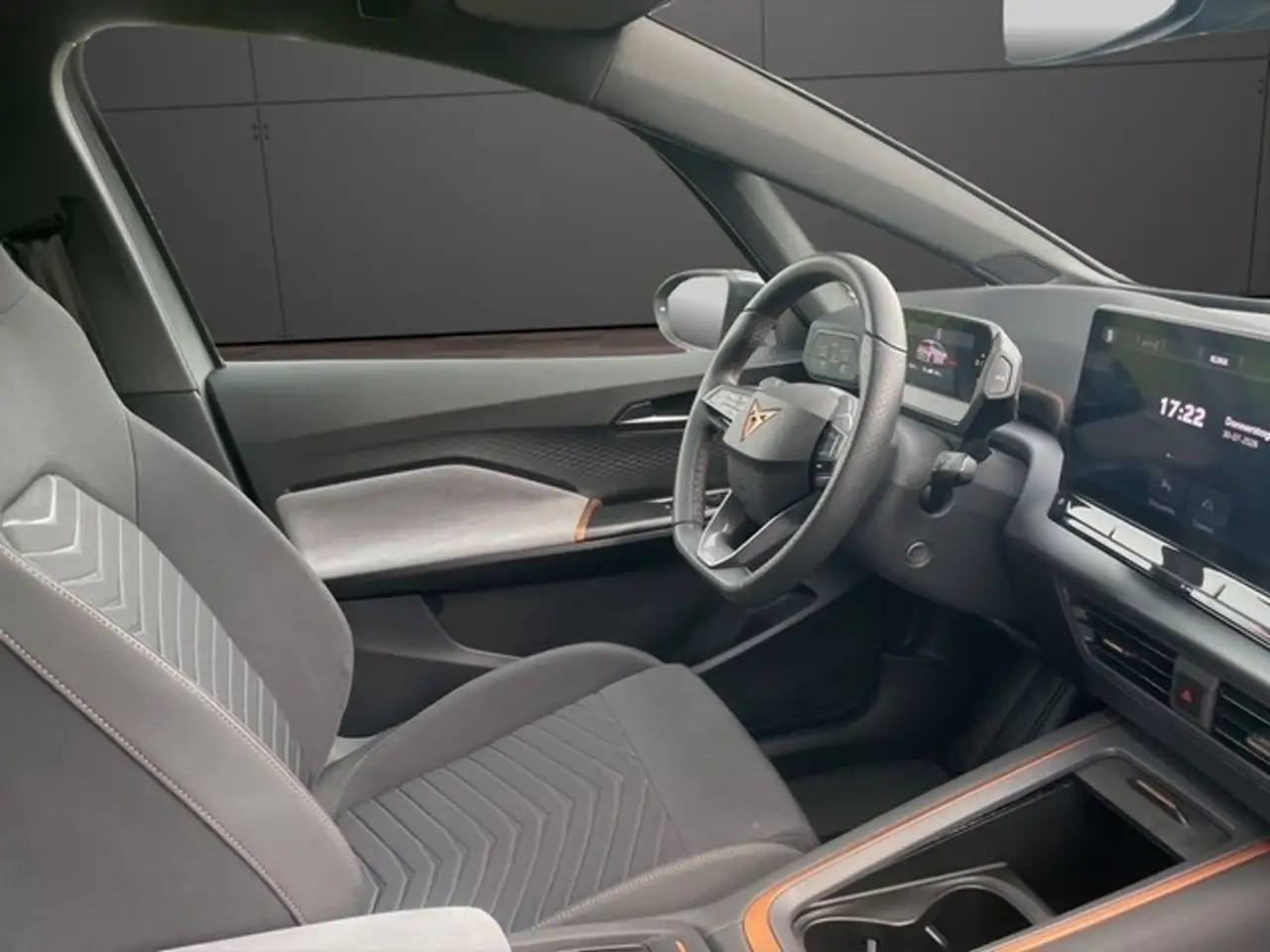 CUPRA Born 150 kW *SoH93,4%+Keyless+LED+PDC+ — Vehicle gallery 14