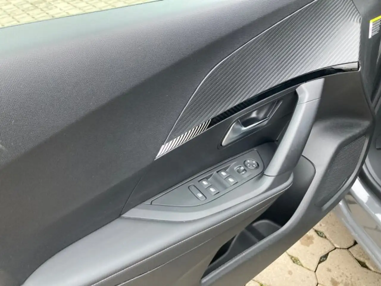 Peugeot 2008 2008 Allure 130 +180°Kamera+Navi+SHZ+LED+ — Galería del vehículo 8