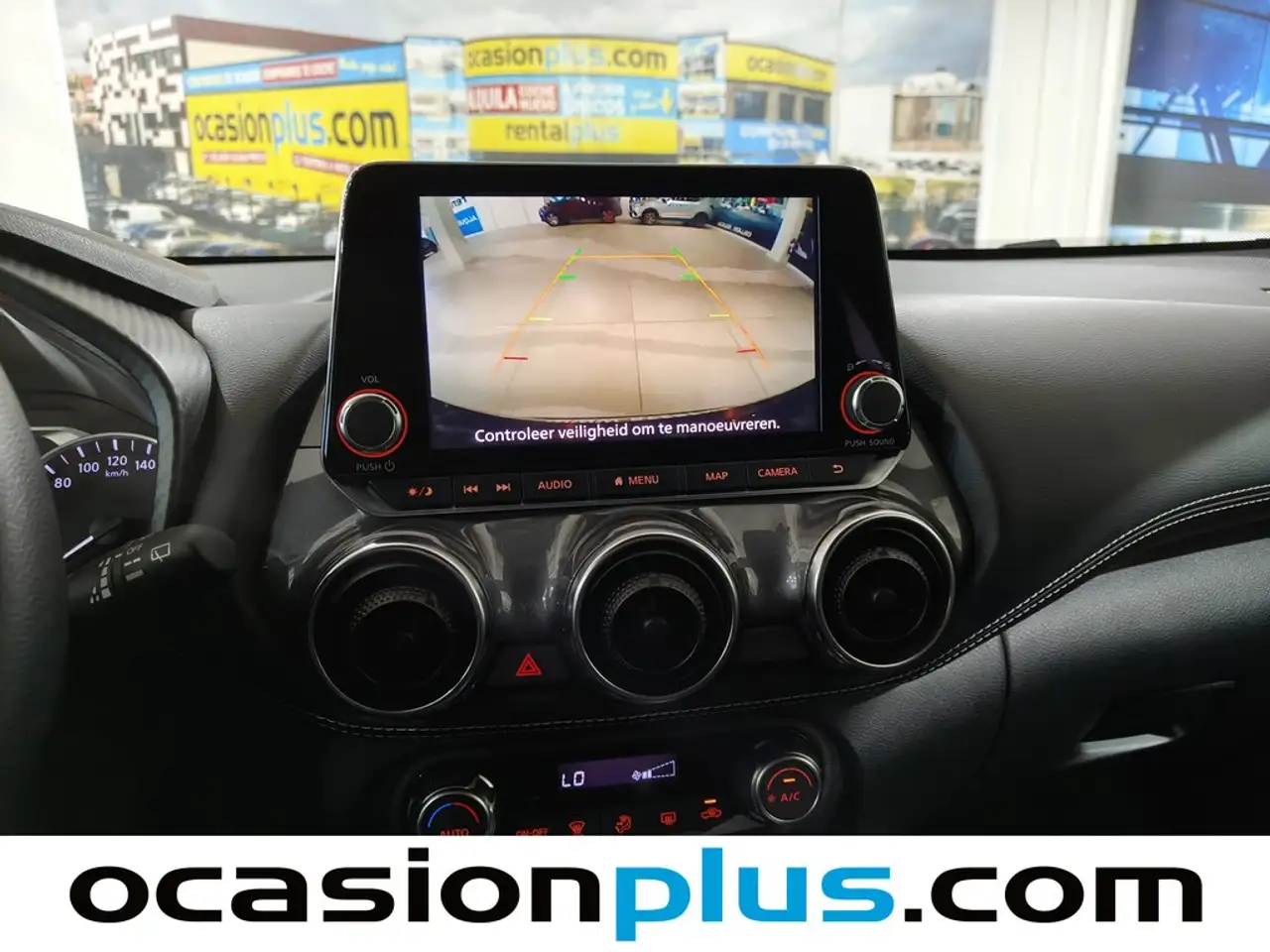 Nissan Juke 1.0 DIG-T N-Design Black 4x2 114 — Vehicle gallery 8