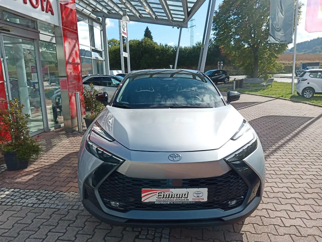 Toyota C-HR Lounge 2.0 Hybrid — Galerie du véhicule 2